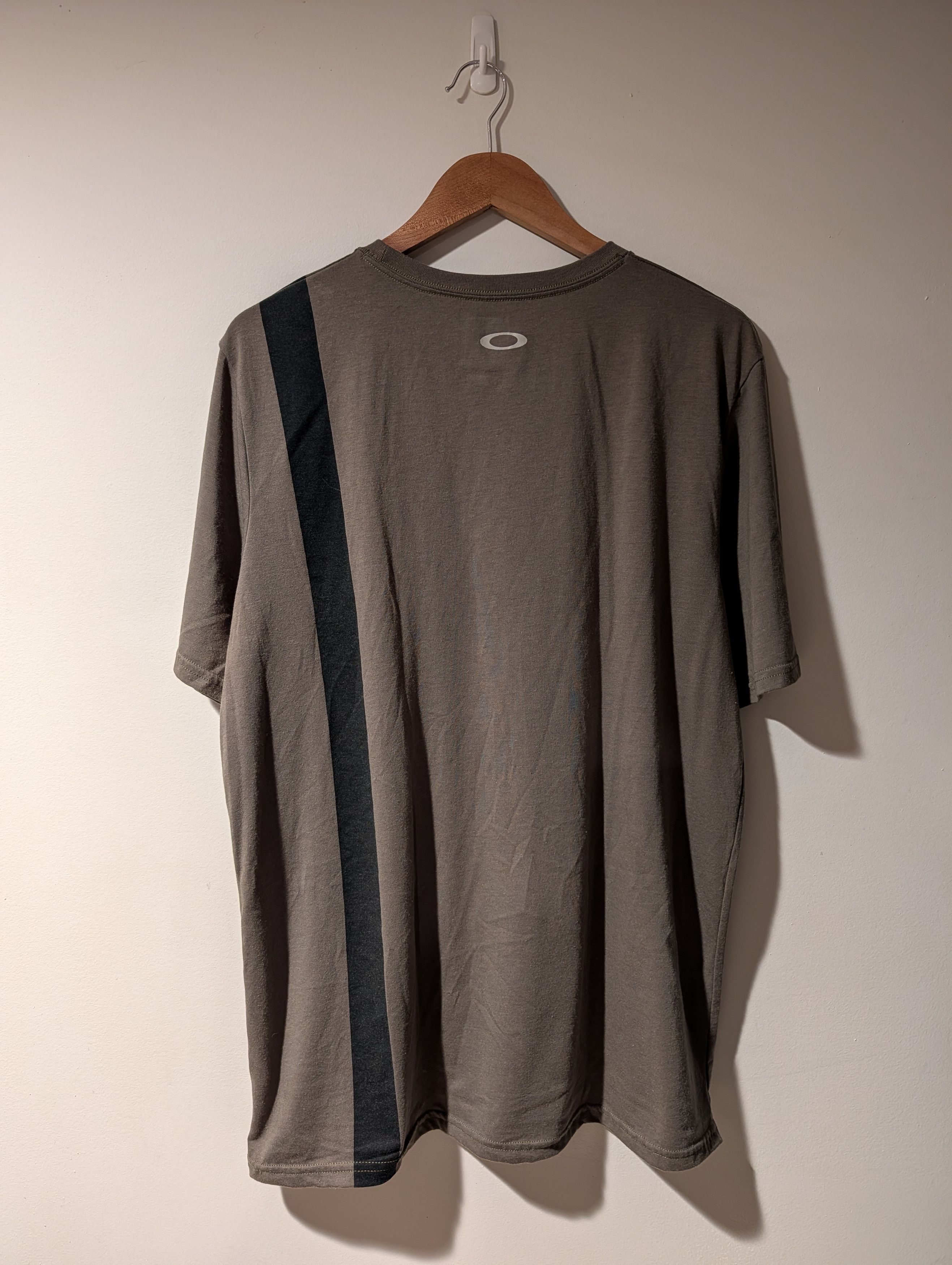 Oakley Oakley Hydrolix Regular Fit Mens Color Short Sleeve T-Shirt Size US XL / EU 56 / 4 - 6 Thumbnail
