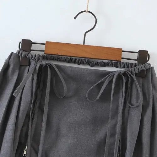 Japanese Brand Chisato x Arai Mini Sexy Skirt Size 26" / US 2 / IT 38 - 3 Thumbnail