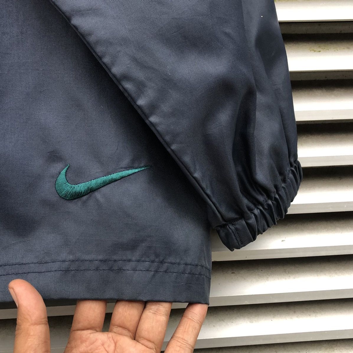 Vintage Vintage Nike 90s Half-Zip Nylon Pullover Windbreaker Jacket Size US M / EU 48-50 / 2 - 5 Thumbnail