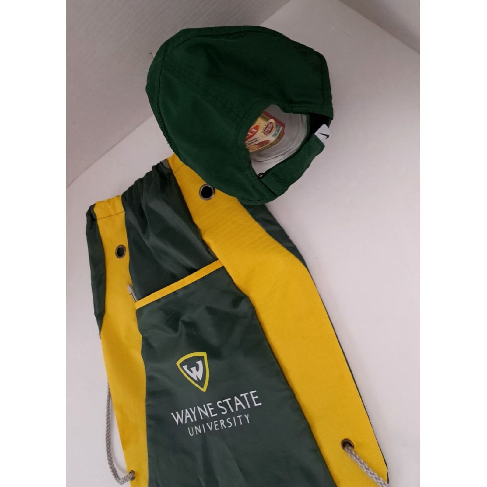 Nike VINTAGE Nike Dri-Fit Featherlight Hat & Nylon Backpack Wayne State Warriors Baseball Cap Adjustable Green Unisex Adults Mens Womens Boys Girls Size ONE SIZE - 2 Thumbnail
