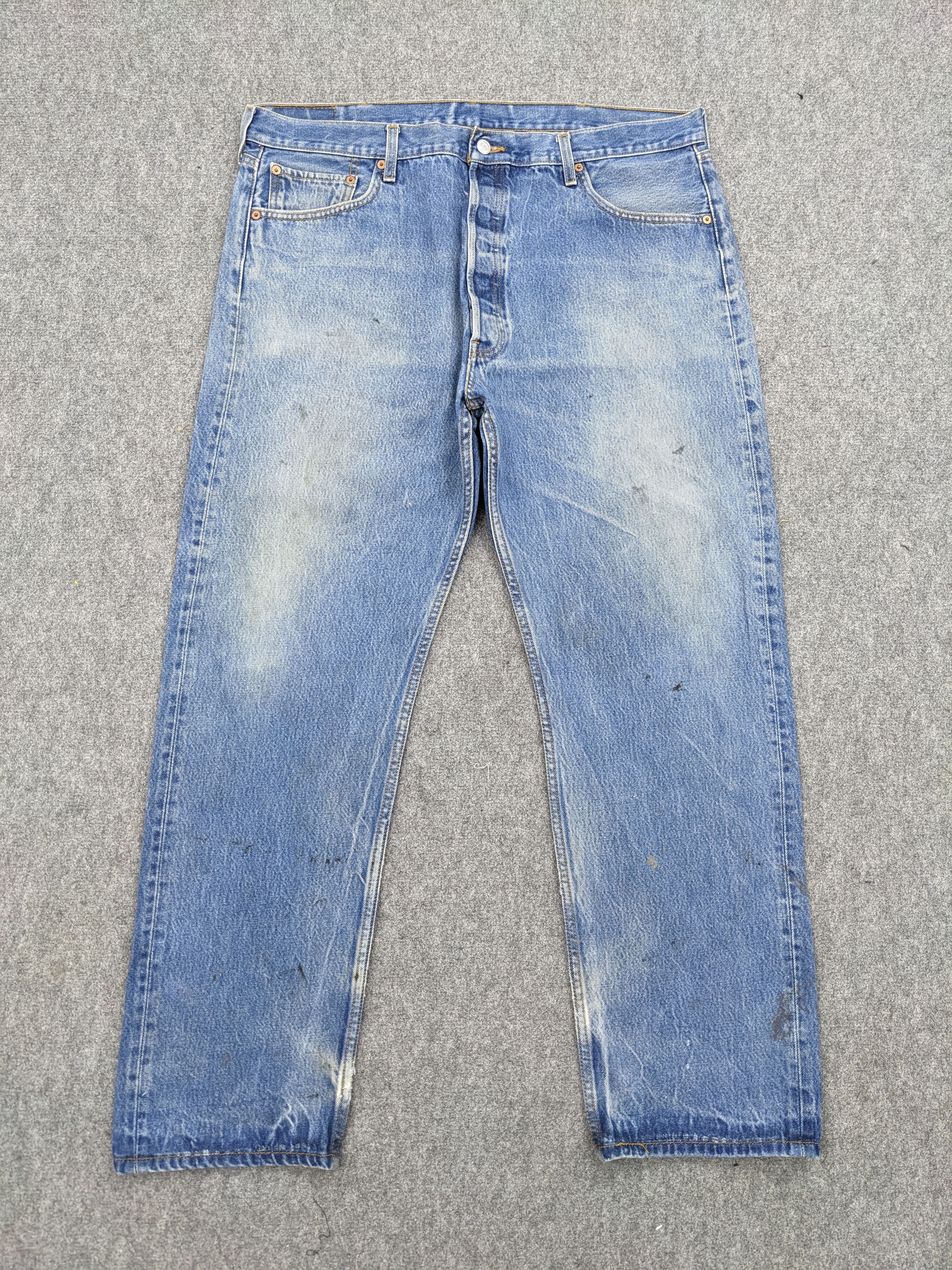 Levi's × Vintage Vintage Levi's 501 Faded Blue Denim DJ0018Z Size US 39 - 1 Thumbnail