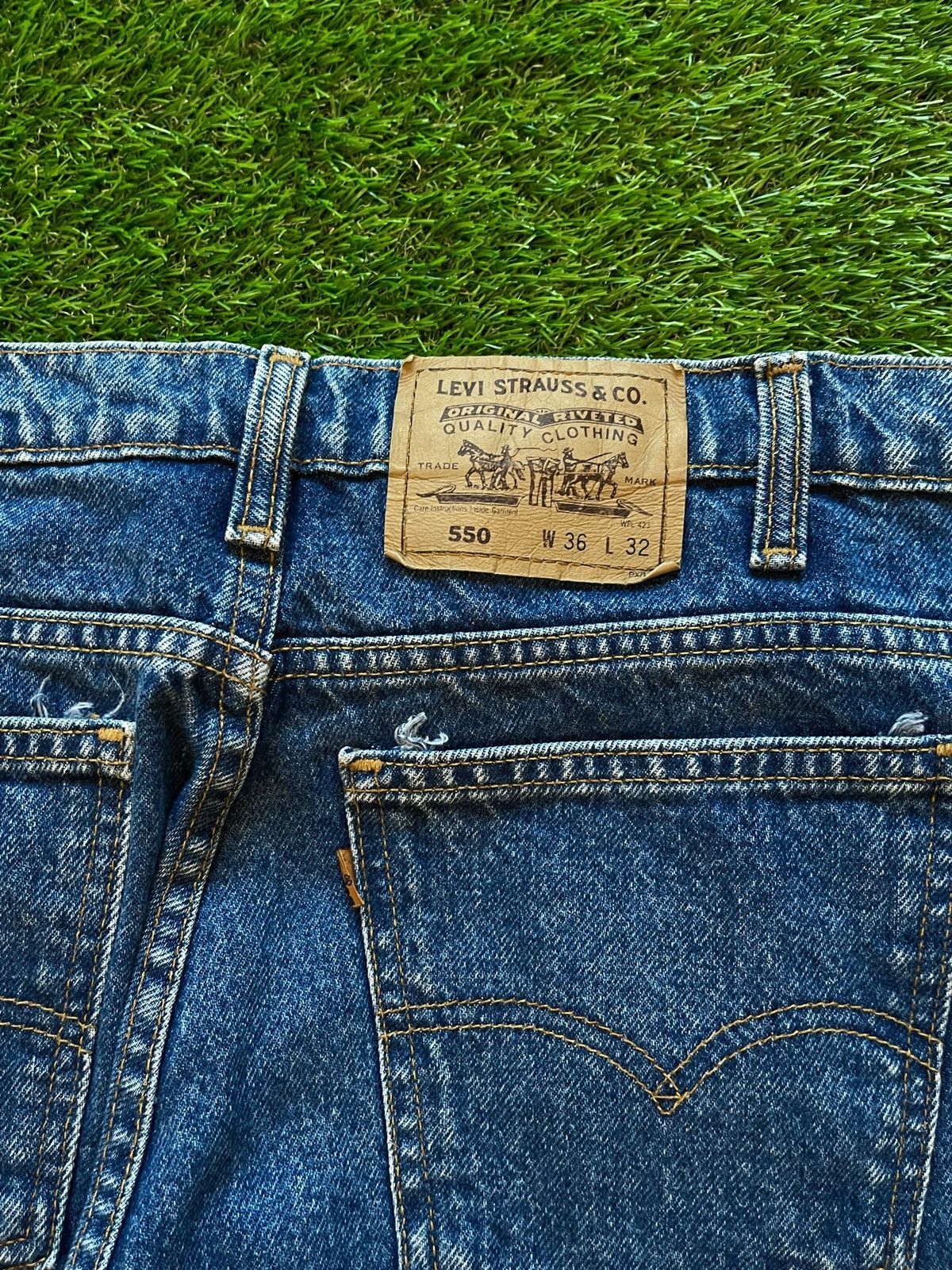 Levi's Vintage 80s Men’s Levi’s Orange Tab 550 Denim Jeans Size US 36 / EU 52 - 9 Thumbnail