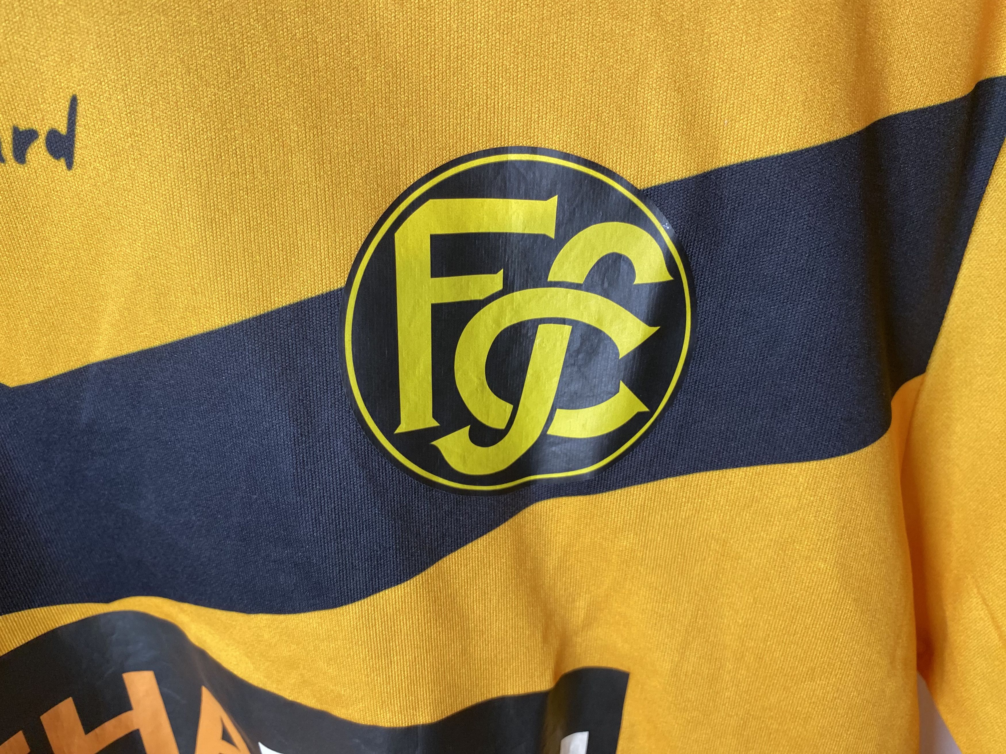UEFA FC SCHAFFHAUSEN 2017 2018 HOME FOOTBALL SOCCER VEST JACKET Size US M / EU 48-50 / 2 - 6 Thumbnail