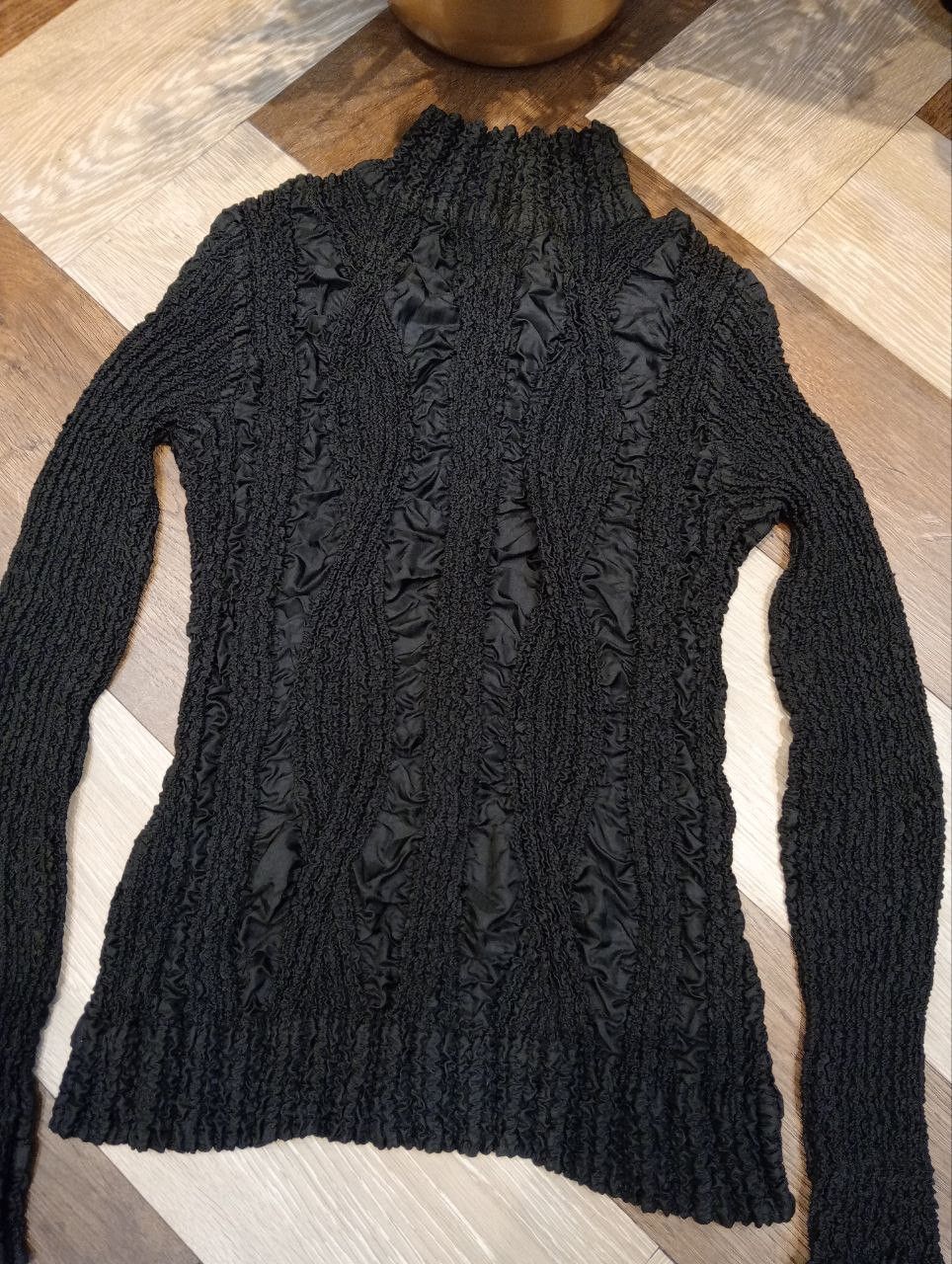 Japanese Brand JAPANESE PEPLUM BY YOSHIKI HISHINUMA PLEATED TURTLE NECK Size ONE SIZE - 3 Thumbnail