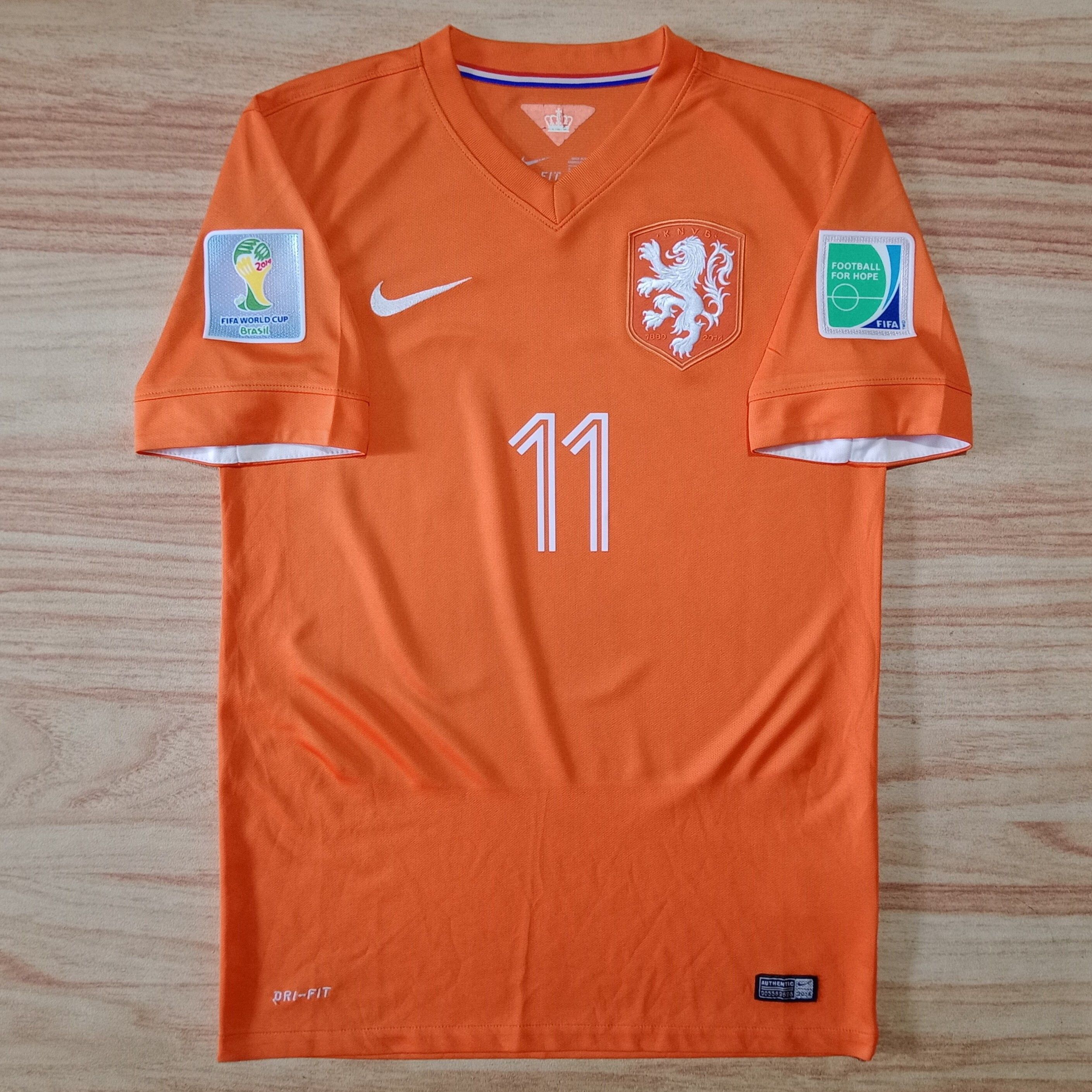 Nike Netherlands World Cup 2014 Home Jersey Arjen Robben 11 Size US S / EU 44-46 / 1 - 1 Thumbnail