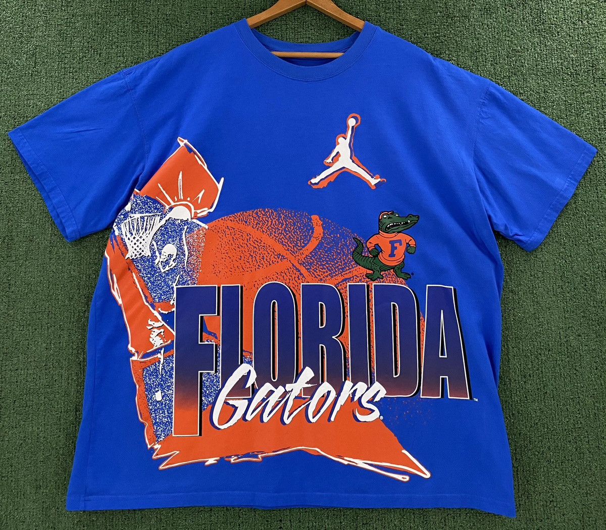 Jordan Brand Nike Air Jordan Florida Gators Basketball T-Shirt 2XL Size US XXL / EU 58 / 5 - 1 Thumbnail