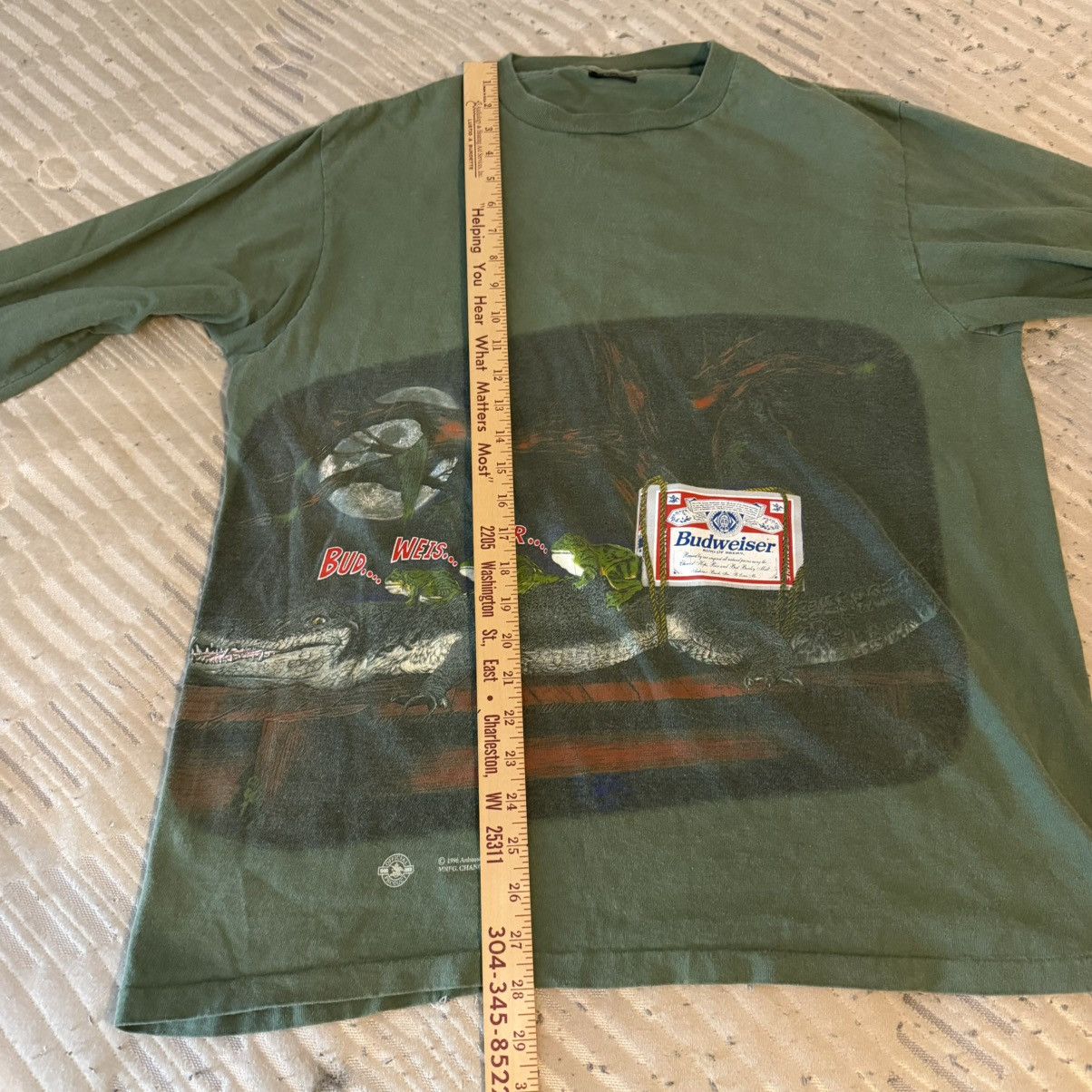 Budweiser Vintage Budweiser 1996 Frog Alligator Long Sleeve T shirt Size US XL / EU 56 / 4 - 6 Thumbnail