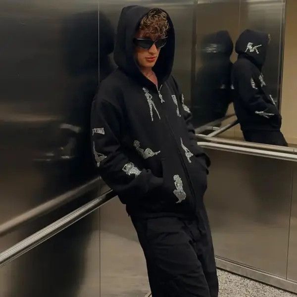 VIBE Streetwear Y2k print girl Oversize Rhinestones Zip Up Hoodie Size US L / EU 52-54 / 3 - 2 Thumbnail