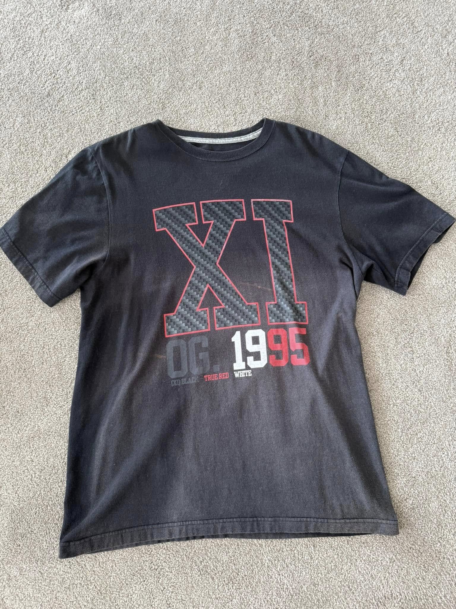 Jordan Brand Air Jordan 11 (XI) OG 1995 vintage shirt - Medium Size US M / EU 48-50 / 2 - 1 Thumbnail