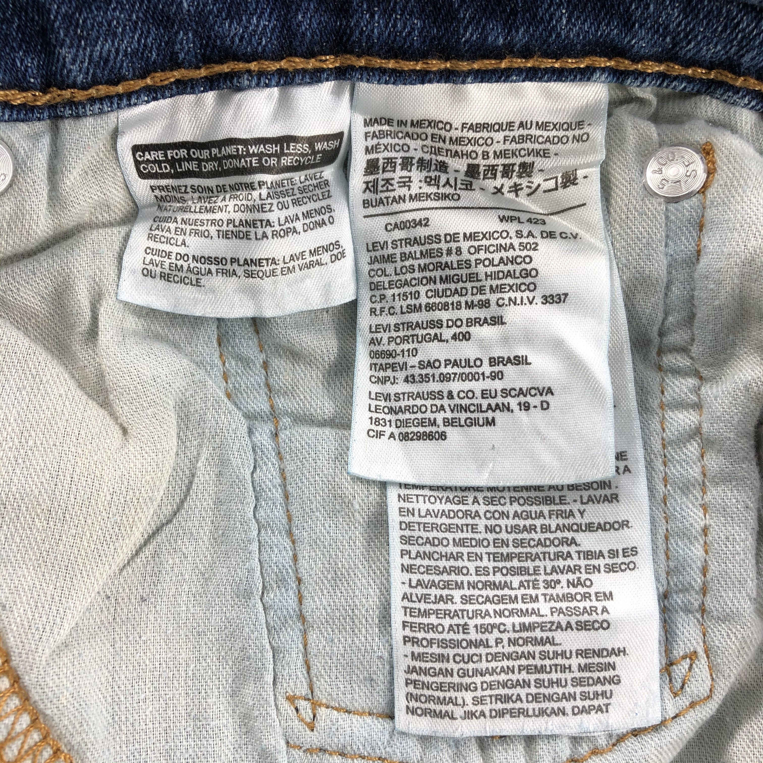 Levi's Vintage Blue Levis 514 Jeans-J948 Size US 33 - 10 Thumbnail