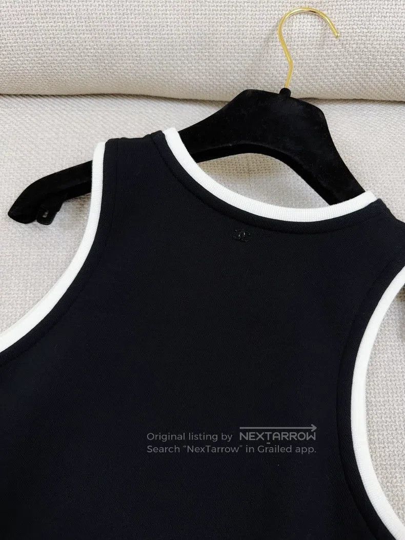 Chanel Chanel 21S spring and summer show black and green number 5 Size XS / US 0-2 / IT 36-38 - 4 Thumbnail