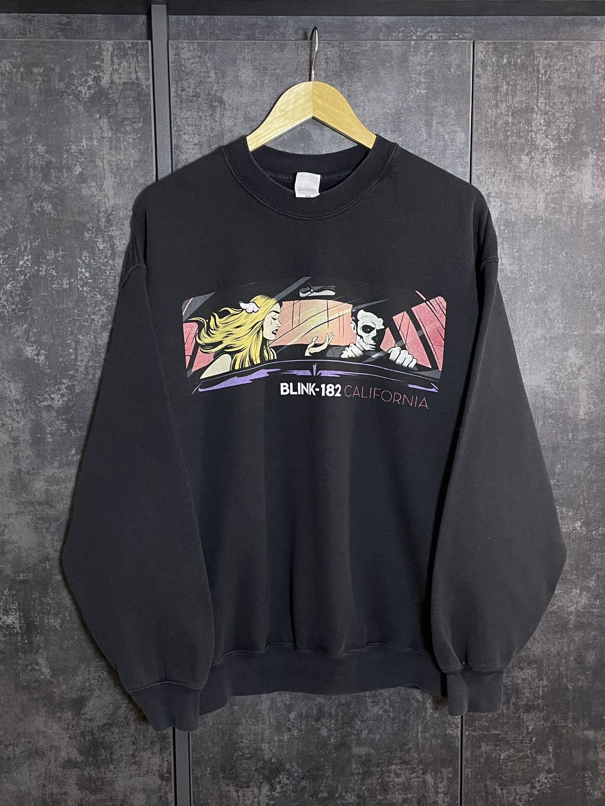 Band Tees Vintage 00s Blink 182 Sweatshirt Rock Band 3D Oasis Deftones Size US XL / EU 56 / 4 - 1 Thumbnail
