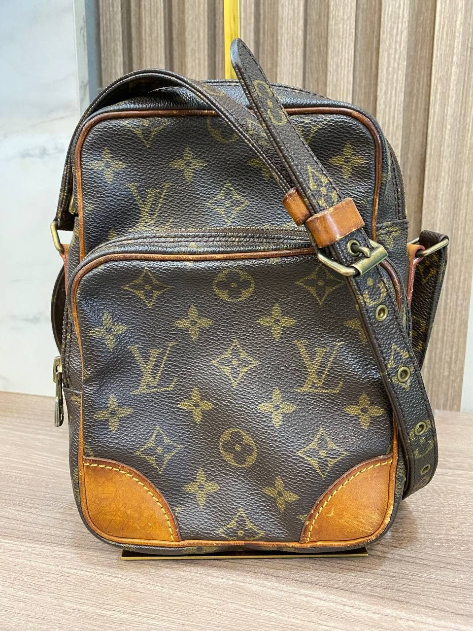 Louis Vuitton Louis Vuitton Monogram Amazone Cross Body Bag Size ONE SIZE - 1 Thumbnail