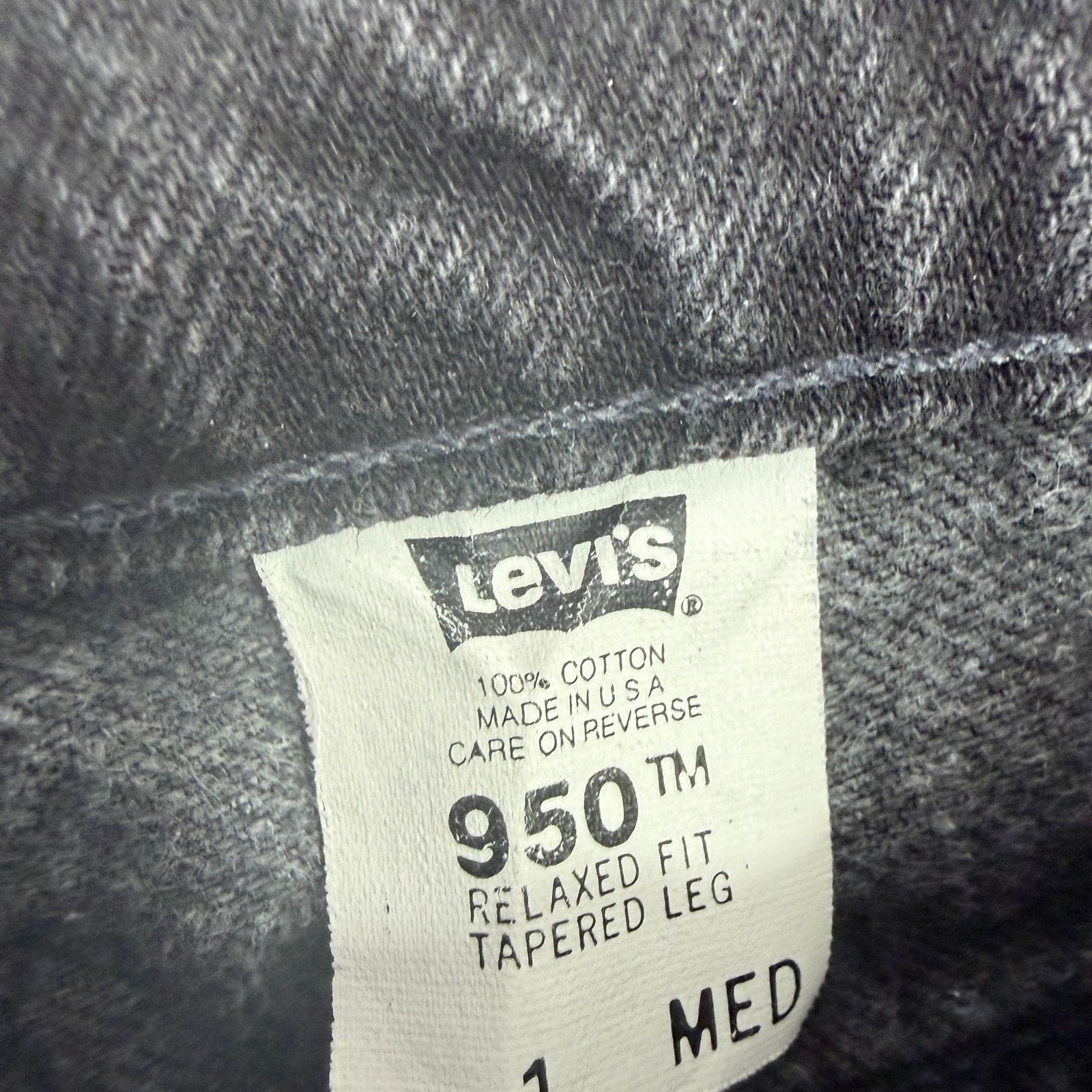 Levi's Vintage Levis 950 Jeans Size 1 Med (24x30) Relaxed Tapered Size 24" / US 00 / IT 34 - 3 Thumbnail