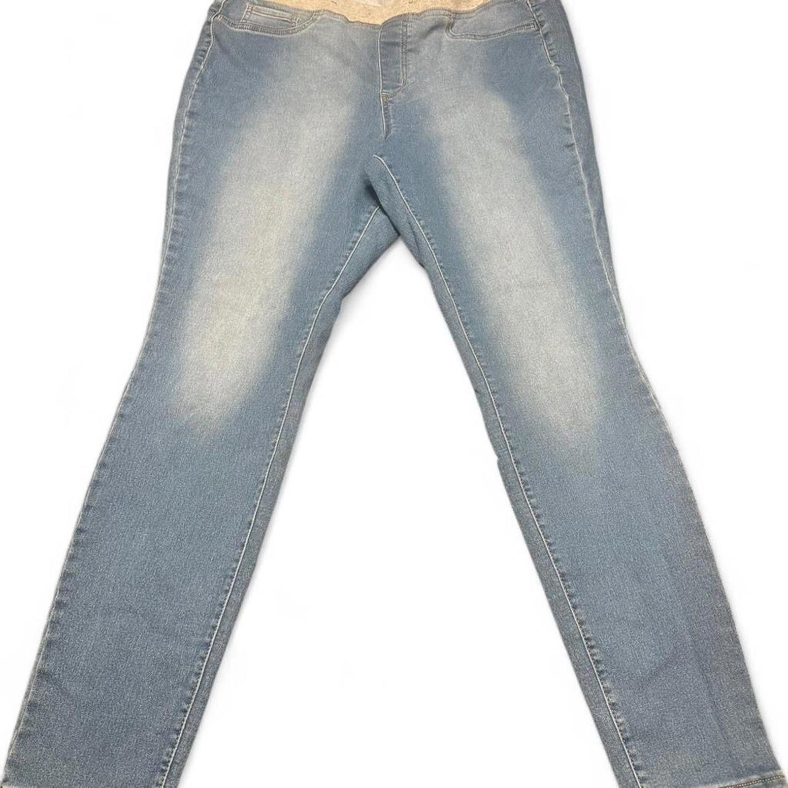 L.E.I. Light blue skinny jeans with stretchy waistband #casualjeans Size 40" / US 18 - 1 Thumbnail