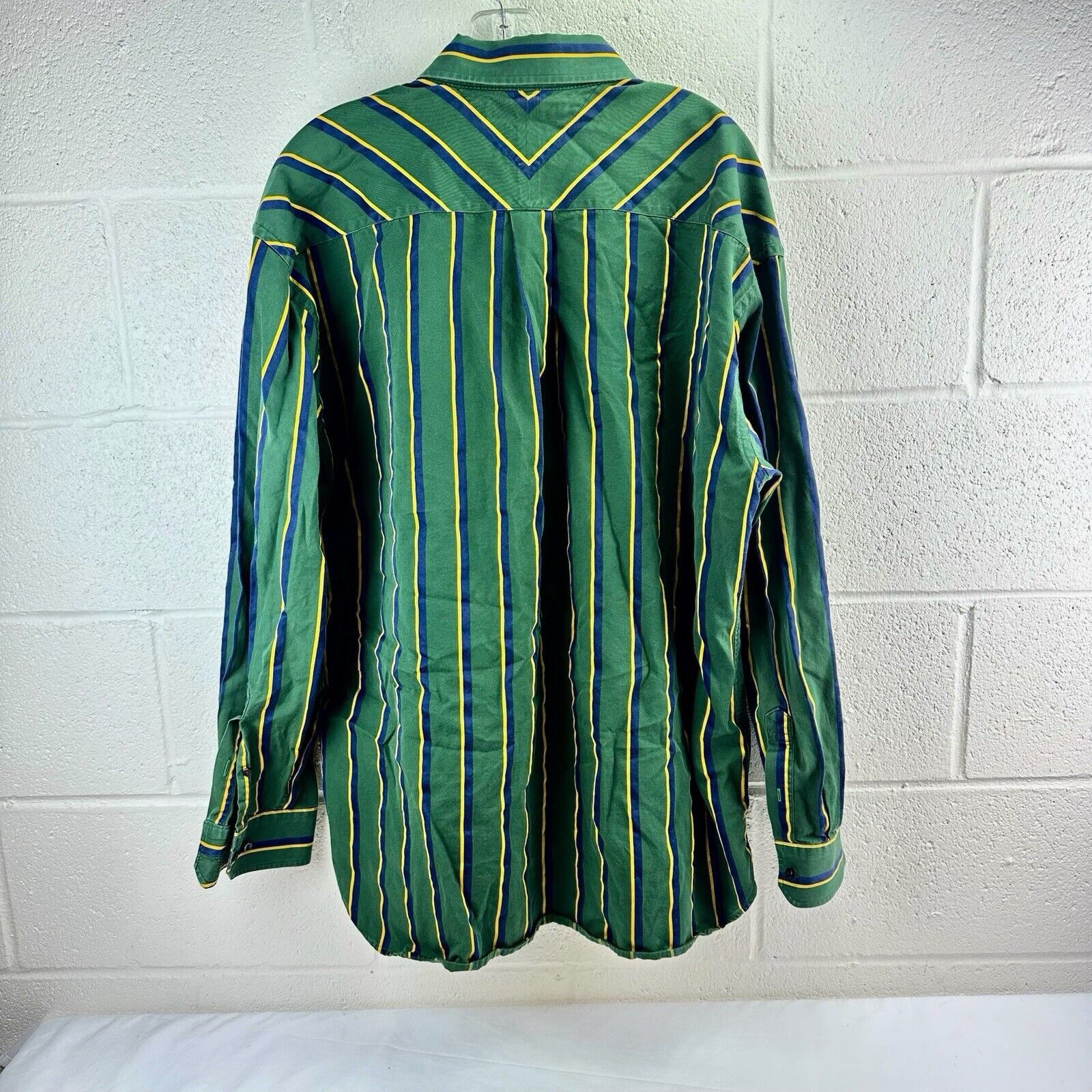 Tommy Hilfiger Tommy Hilfiger Men's Dress Shirt 80's 2 Ply Fabric XL Size US XL / EU 56 / 4 - 5 Thumbnail
