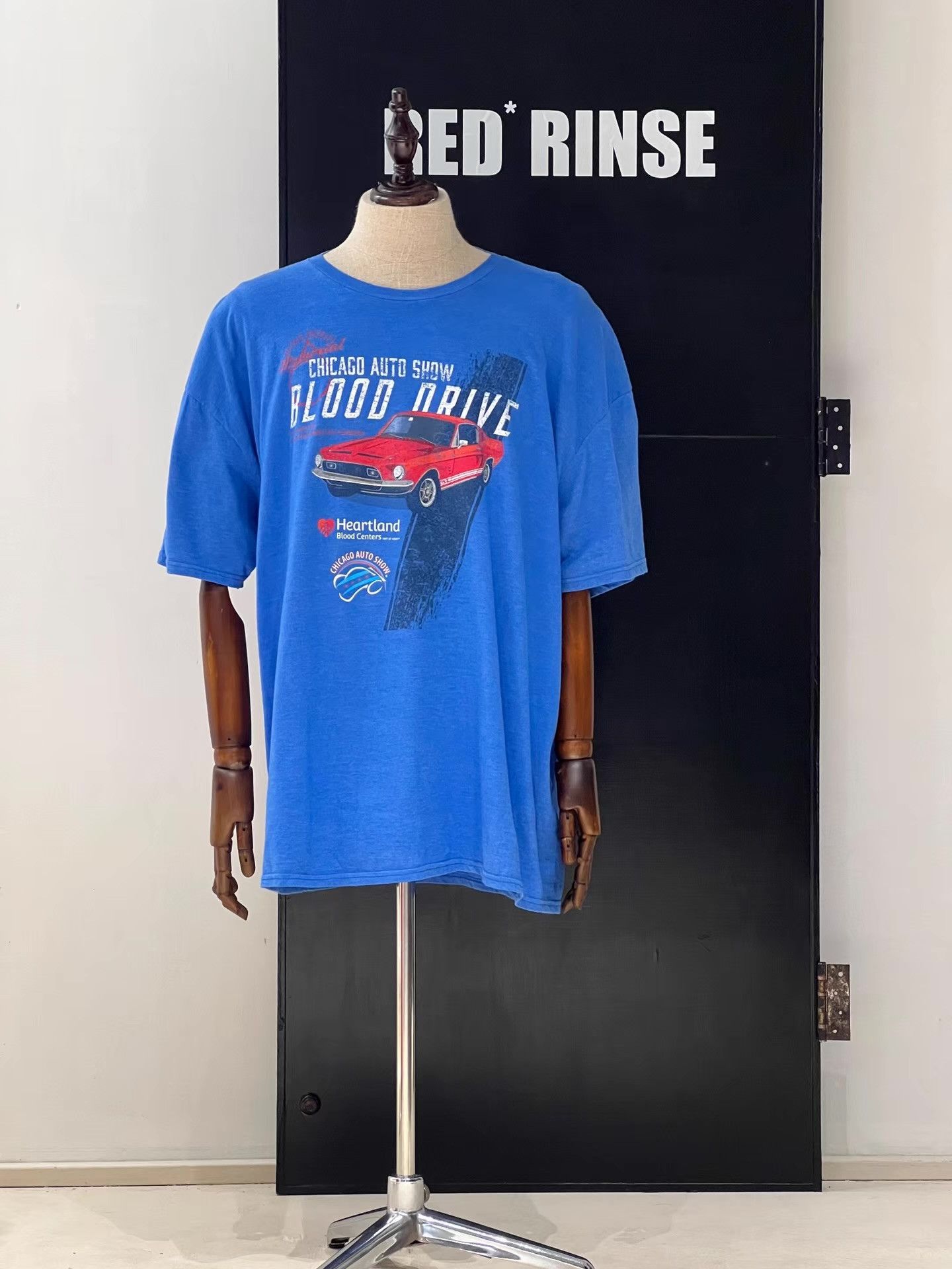 Vintage Vintage Chicago Auto Show Racing Tee Q13 Size US L / EU 52-54 / 3 - 1 Thumbnail