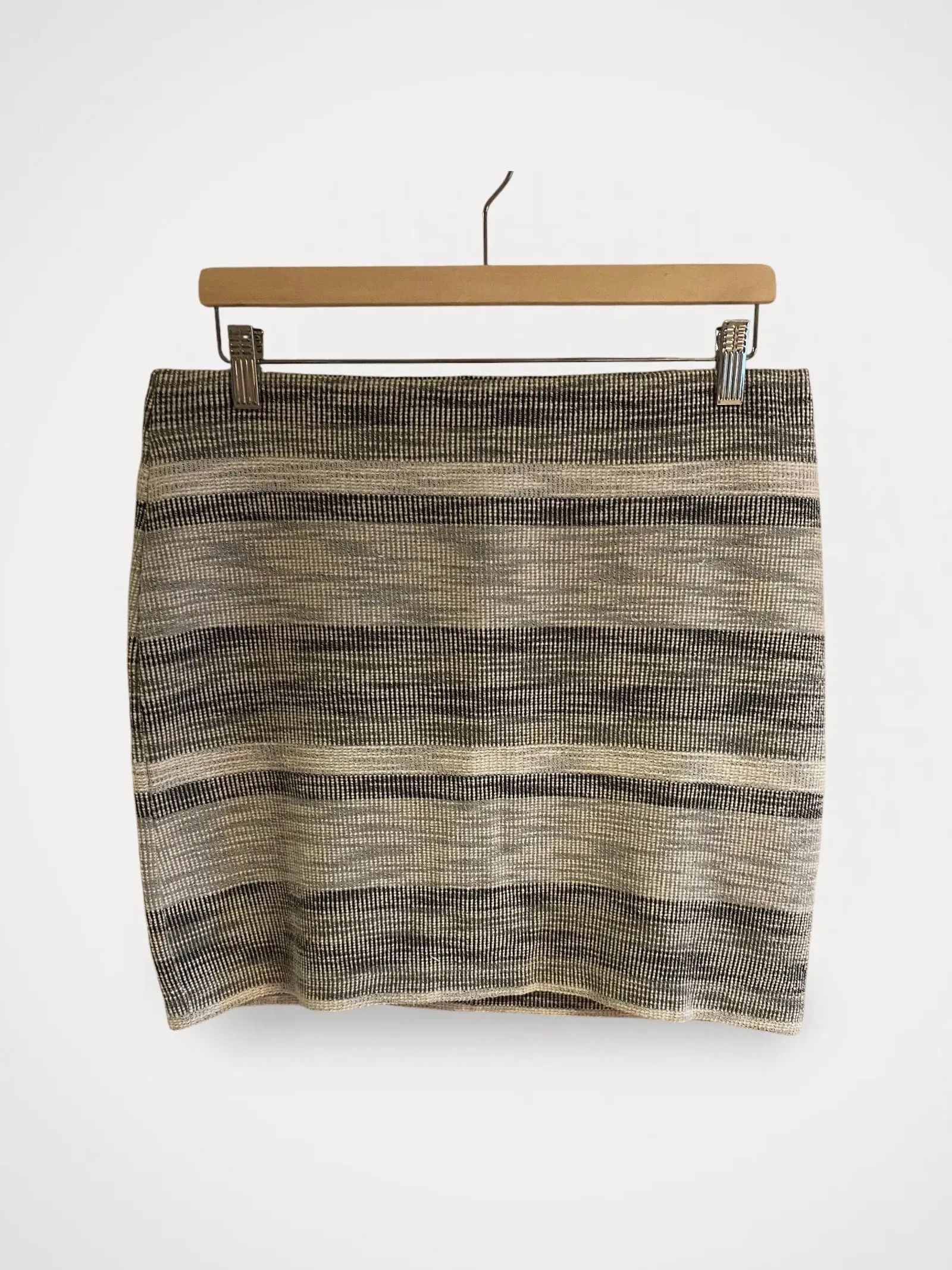 Esprit Esprit Skirt Size 30" / US 8 / IT 44 - 1 Thumbnail