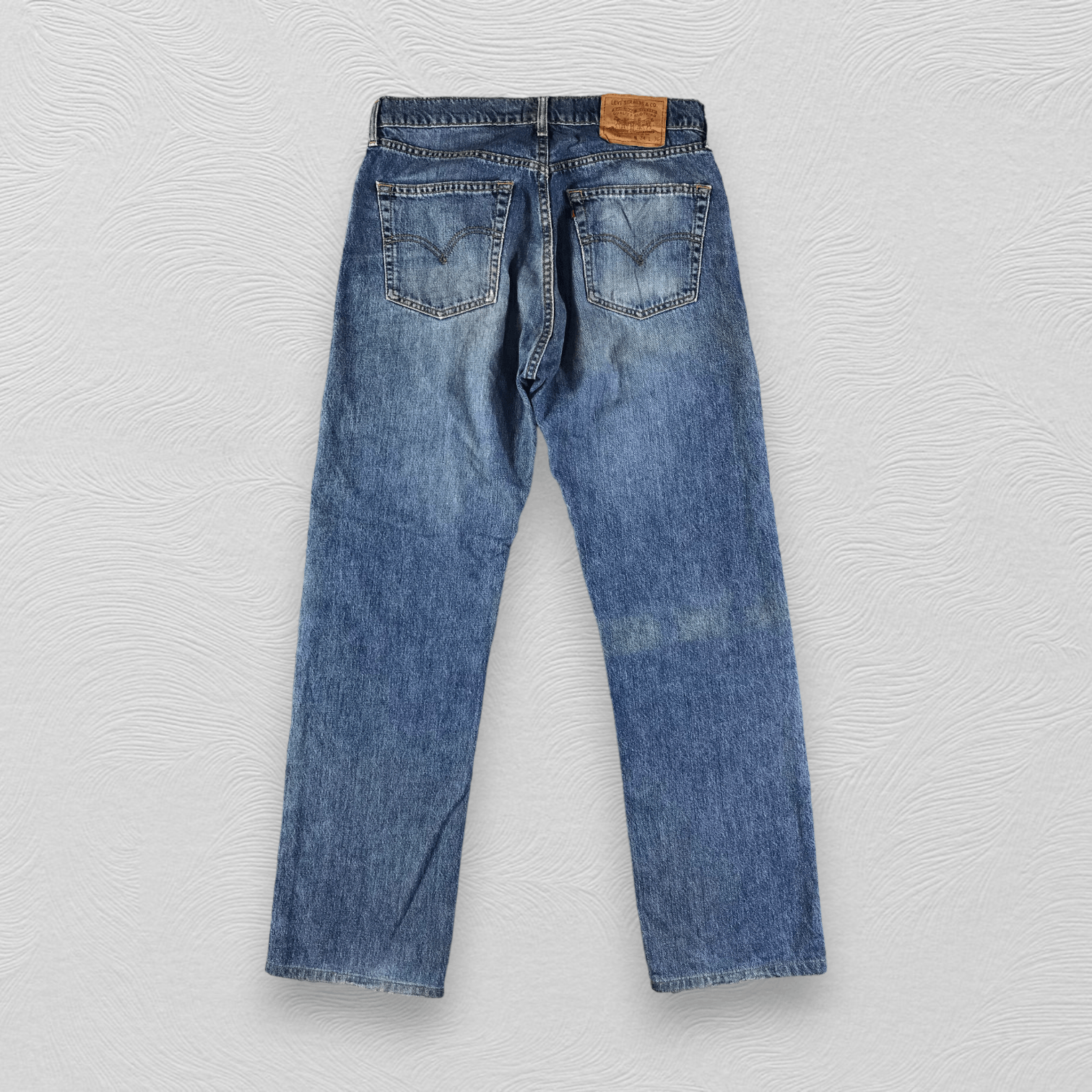Levi's Vintage Levis 519 Jeans Medium Wash Denim KJ1863 Size US 33 - 2 Thumbnail