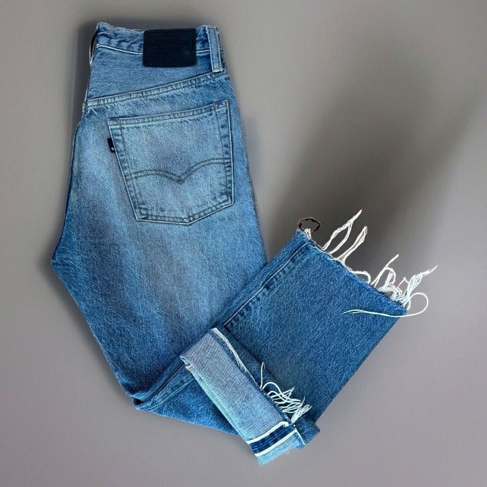 Levi's VINTAGE Levis Made and Crafted Jeans 27 Blue For Women Cropped 5-Pocket Denim Slim Fit Summer Womens Size 27" / US 4 / IT 40 - 2 Thumbnail