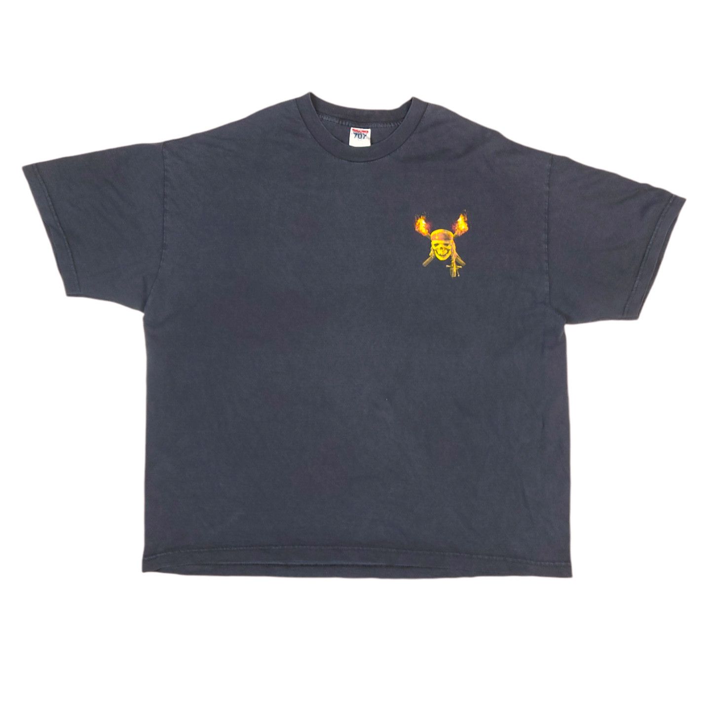 Disney × Vintage Vintage 2006 Pirates of the Caribbean Dead Man's Chest TEE Size US XL / EU 56 / 4 - 2 Thumbnail