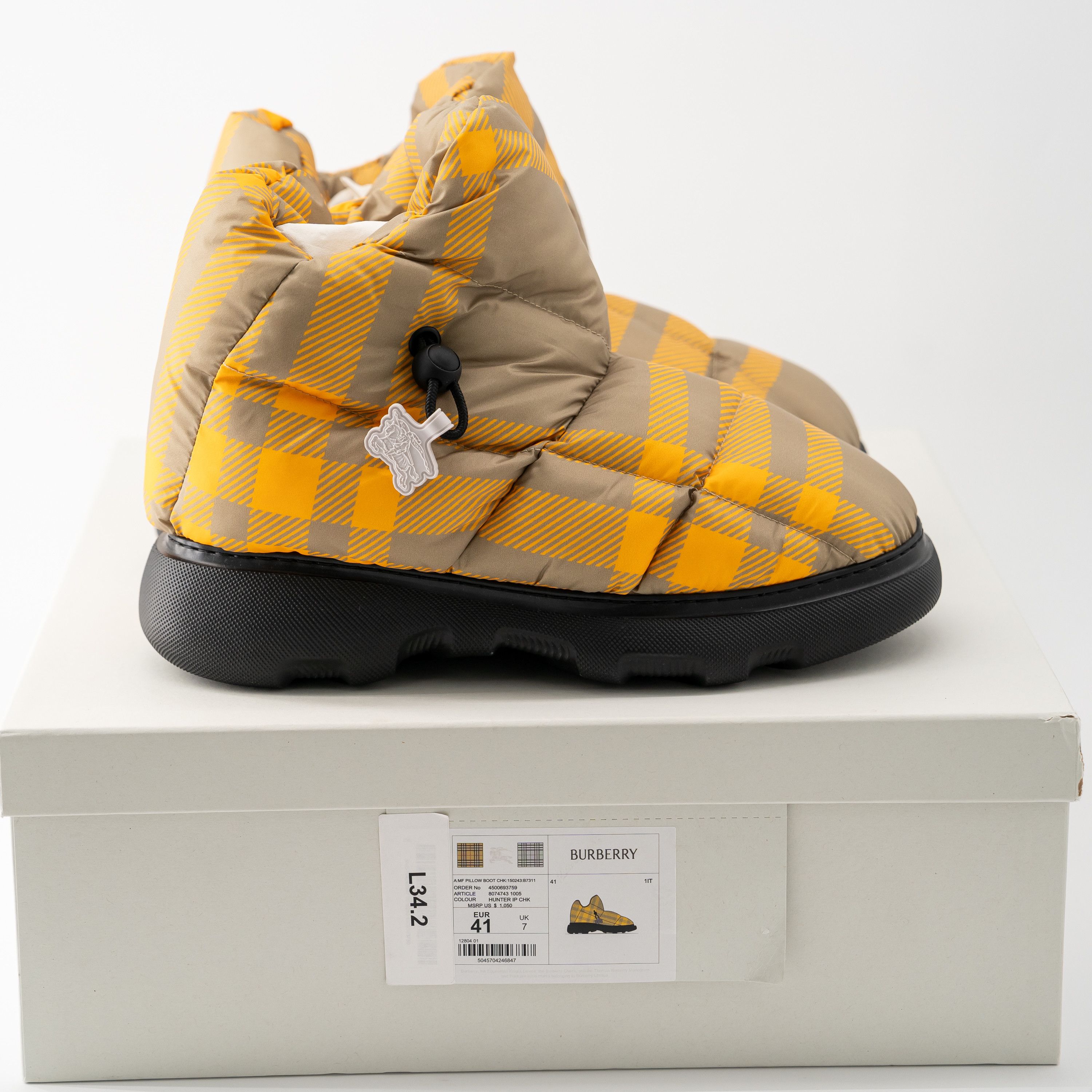Burberry 41 8us Burberry Pillow Boots Yellow Check Padded Drawstring Size US 8 / EU 41 - 10 Thumbnail