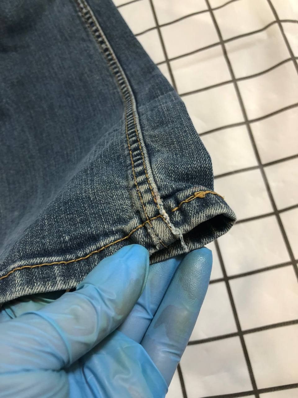 Levi's Levis 514 MENS Jeans Blue Distressed Slim Fit Straight Leg Size US 34 / EU 50 - 9 Thumbnail