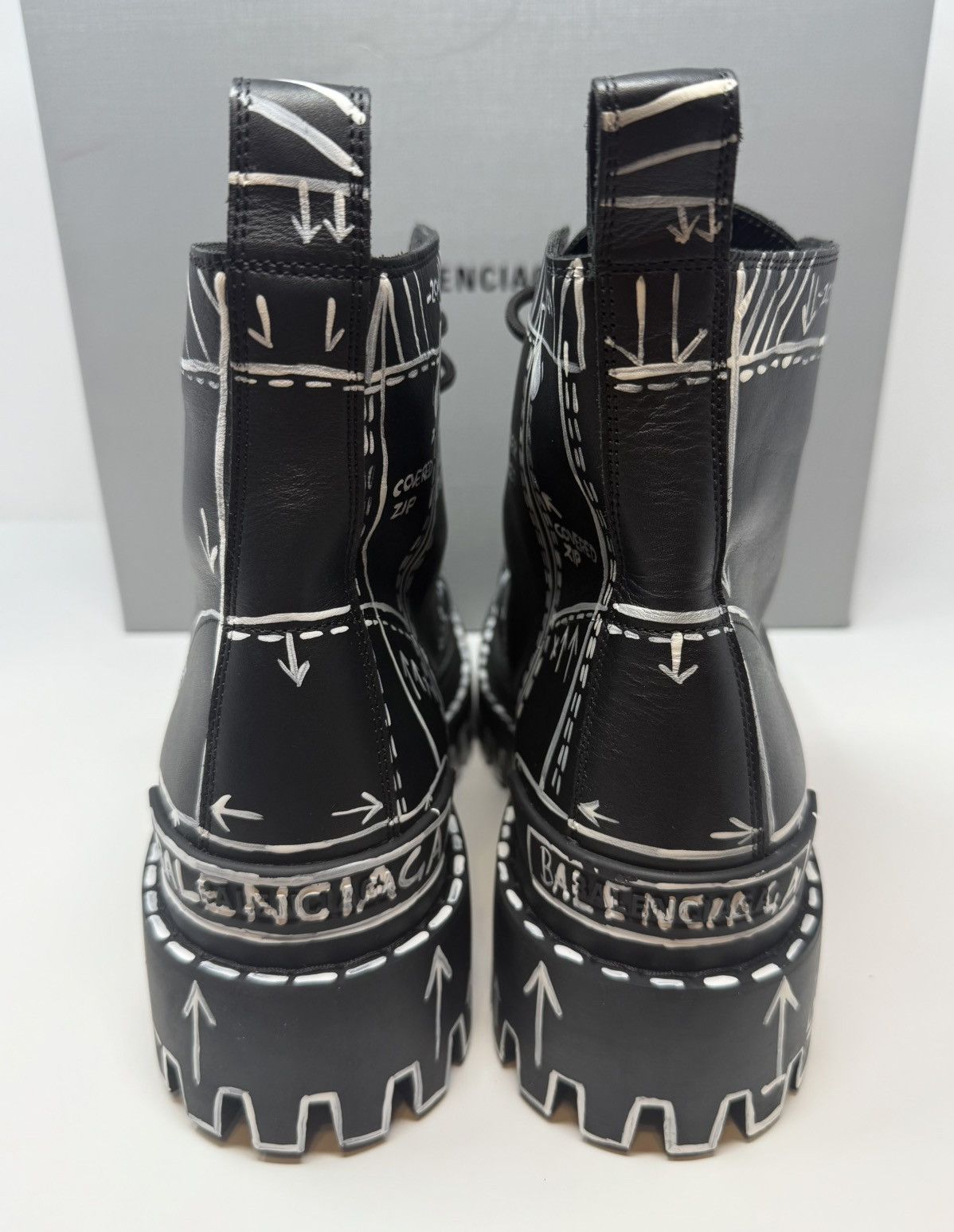 Balenciaga Balenciaga Strike Lace Up Graffiti Boots Size US 9 / EU 42 - 5 Thumbnail