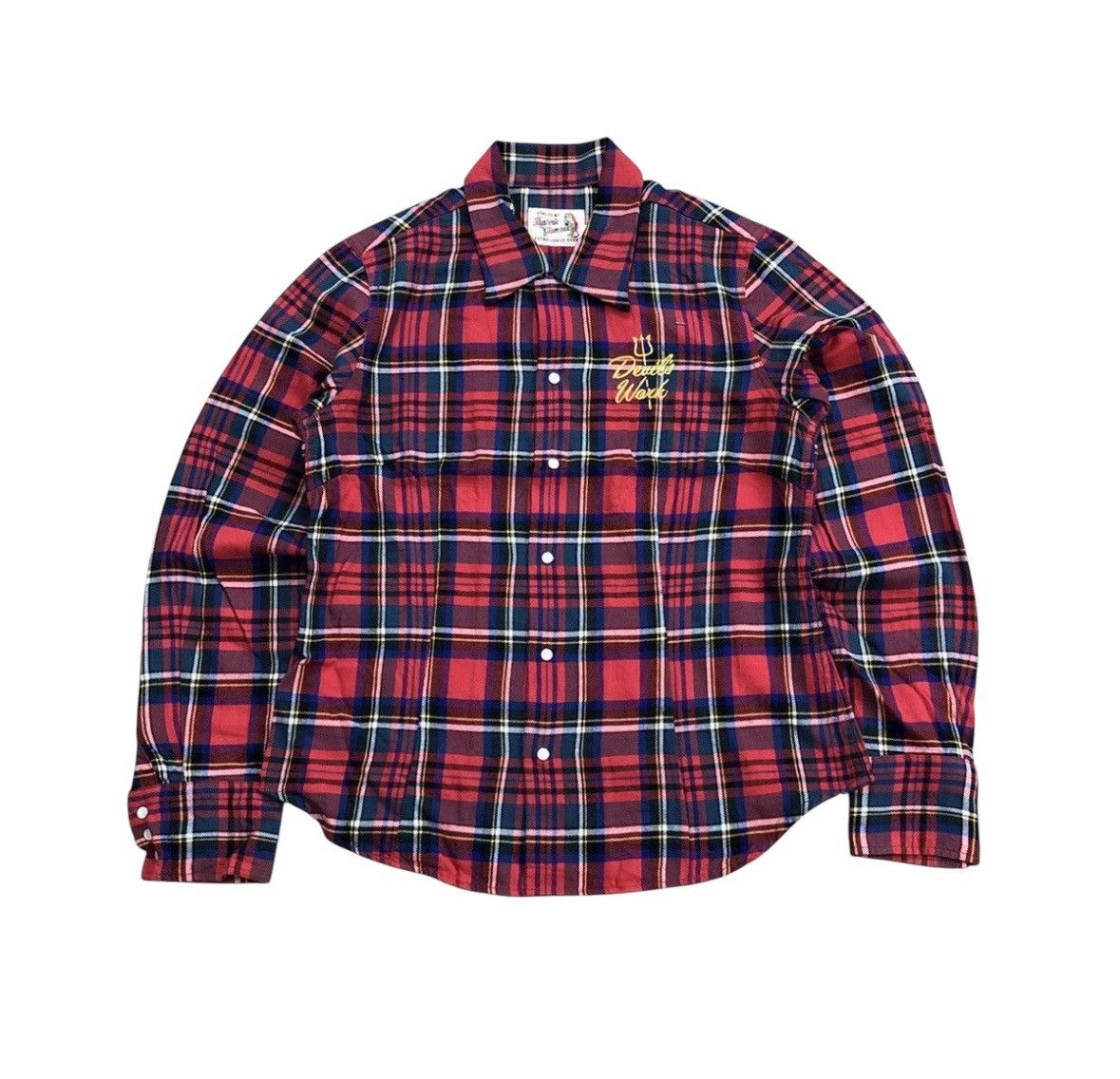 Hysteric Glamour Rare Vintage HYSTERIC GLAMOUR Rockin Bones Casual Shirt Size US M / EU 48-50 / 2 - 1 Thumbnail
