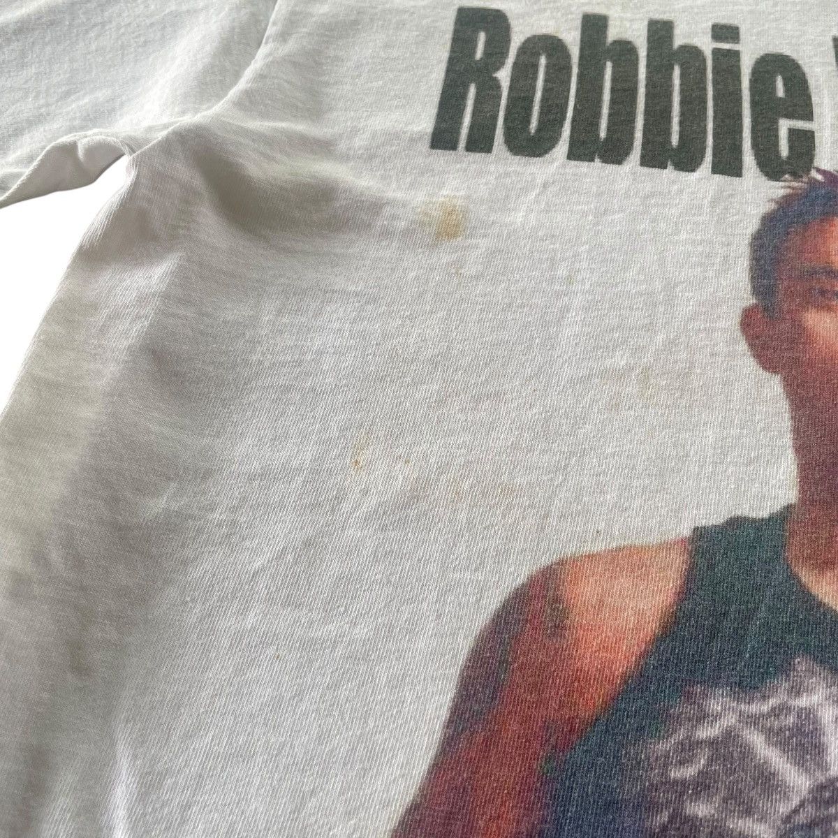 Band Tees × Vintage Vintage 90s Young Robbie Williams Tee Size US S / EU 44-46 / 1 - 5 Thumbnail