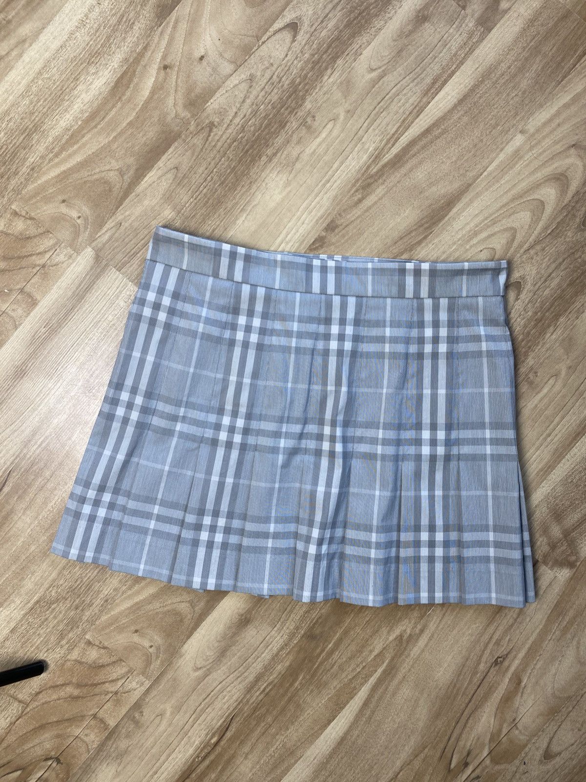 Burberry Rare Burberry Brit Plaid Skirts Luxury style y2k Size 28" / US 6 / IT 42 - 10 Thumbnail