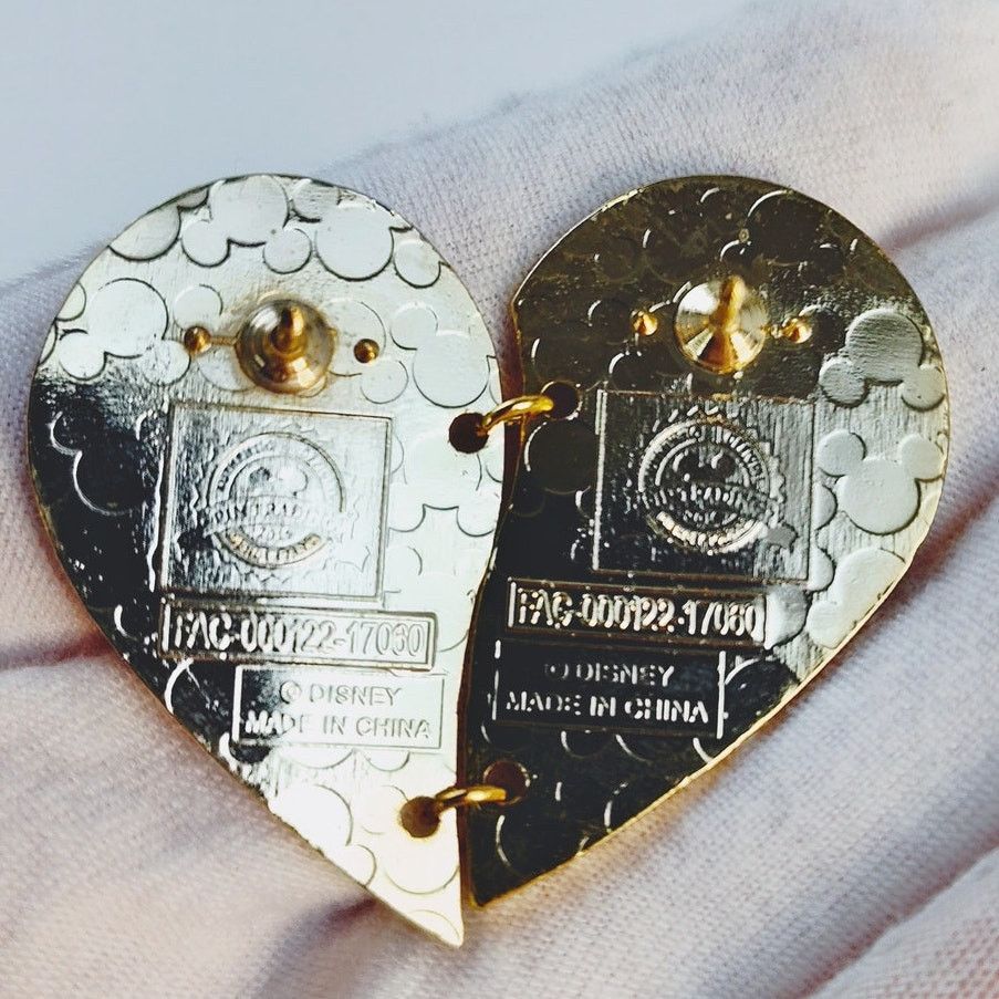 Disney Disney Beauty & The Beast Two Piece Heart Pin 2016 NIP Size ONE SIZE - 8 Thumbnail