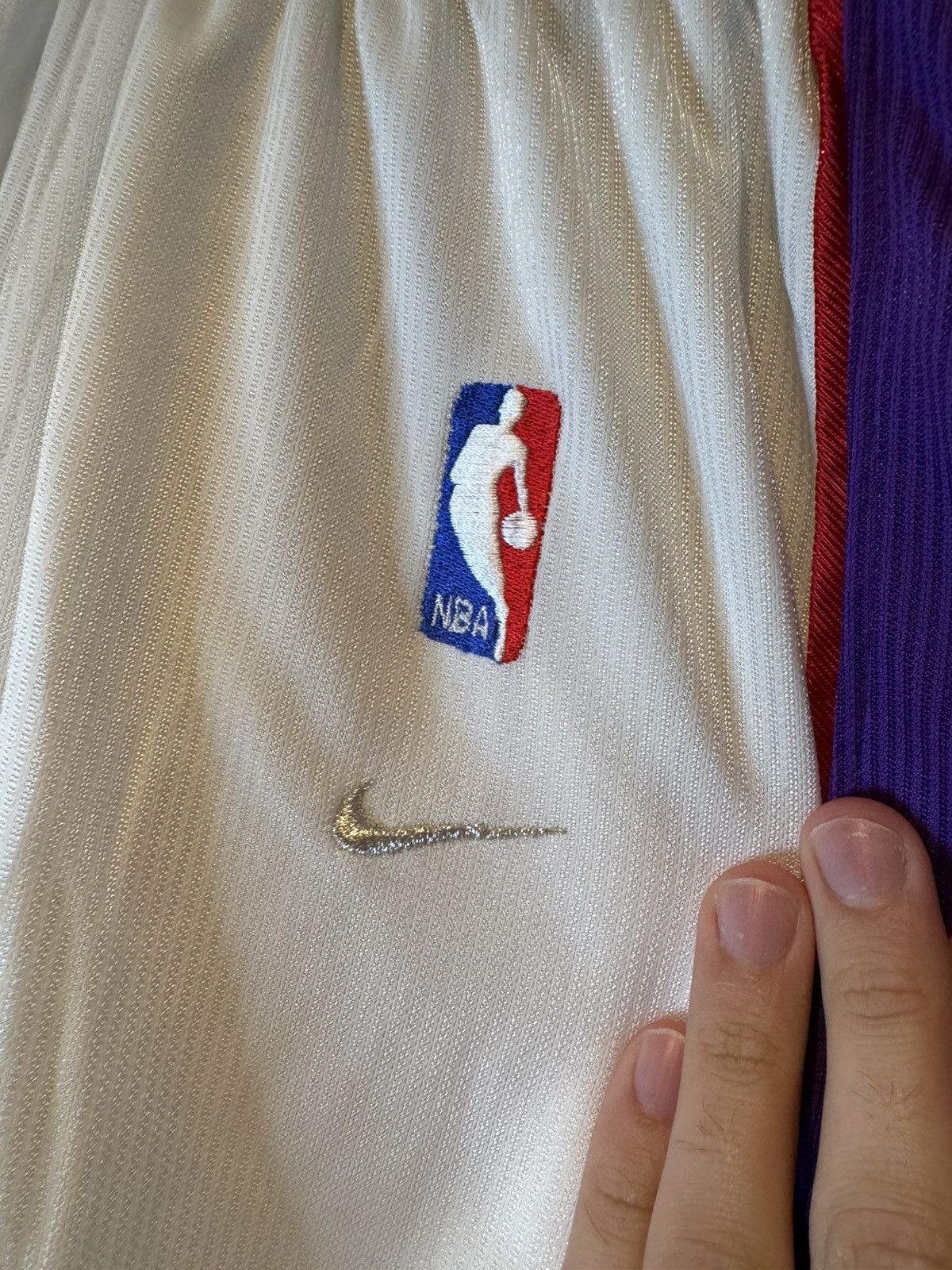 Nike Toronto Raptors Nike Shorts NBA Vince Carter Men 36 Size US 36 / EU 52 - 3 Thumbnail
