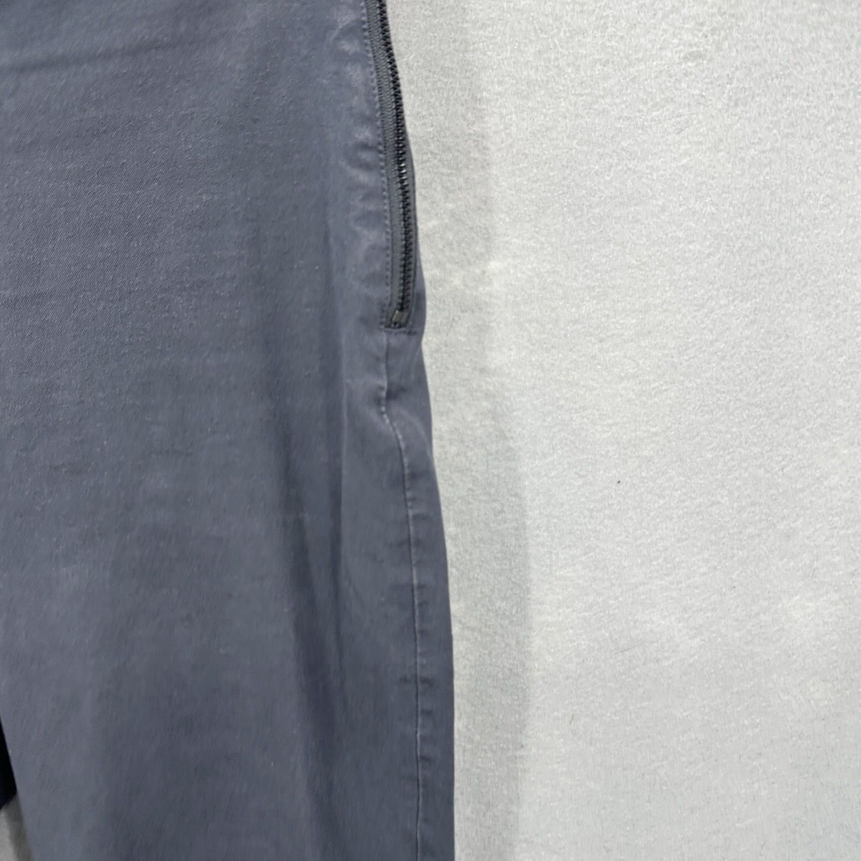Everlane Everlane Pants Womens 00 The Side-Zip Stretch Cotton Gray Preppy Minimal Skinny Pants Womens 00 Gray Stretch Cotton Modern Classic Skinny Size 24" / US 00 / IT 34 - 6 Thumbnail
