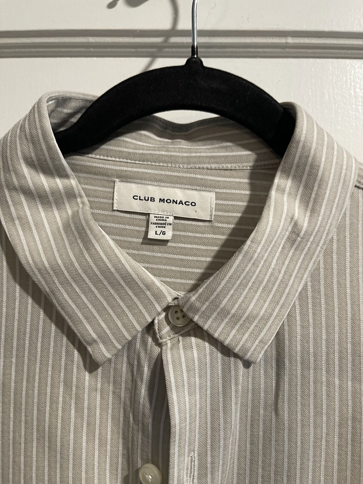 Club Monaco Club Monaco Size Large button up shirt Size US L / EU 52-54 / 3 - 2 Thumbnail