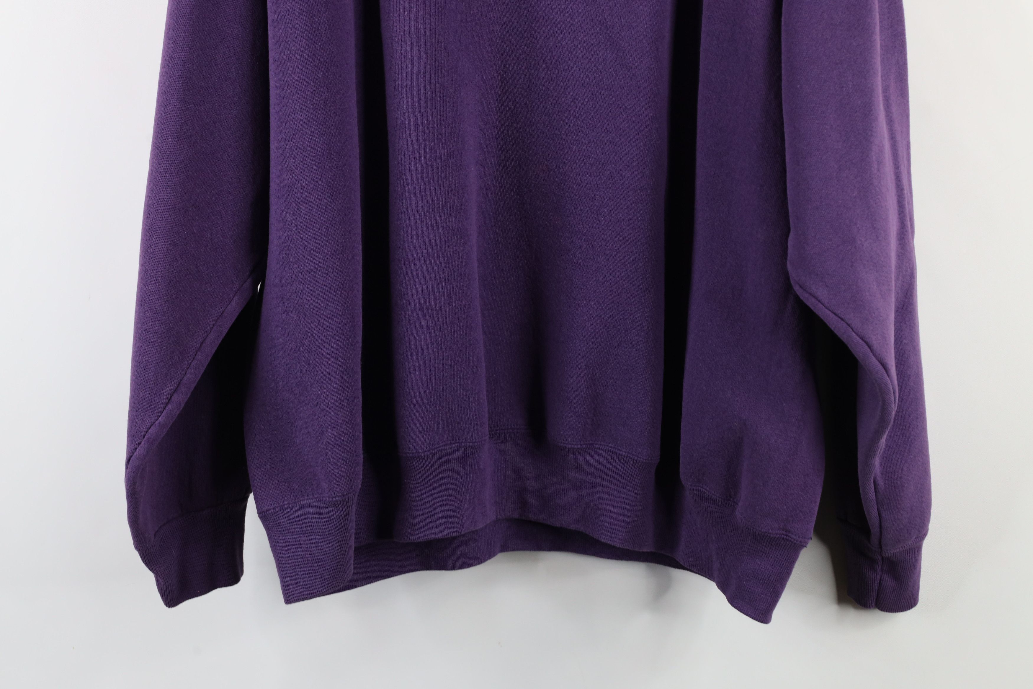 Vintage Vintage 90s Streetwear Heavyweight Las Vegas Sweatshirt Size US L / EU 52-54 / 3 - 13 Thumbnail