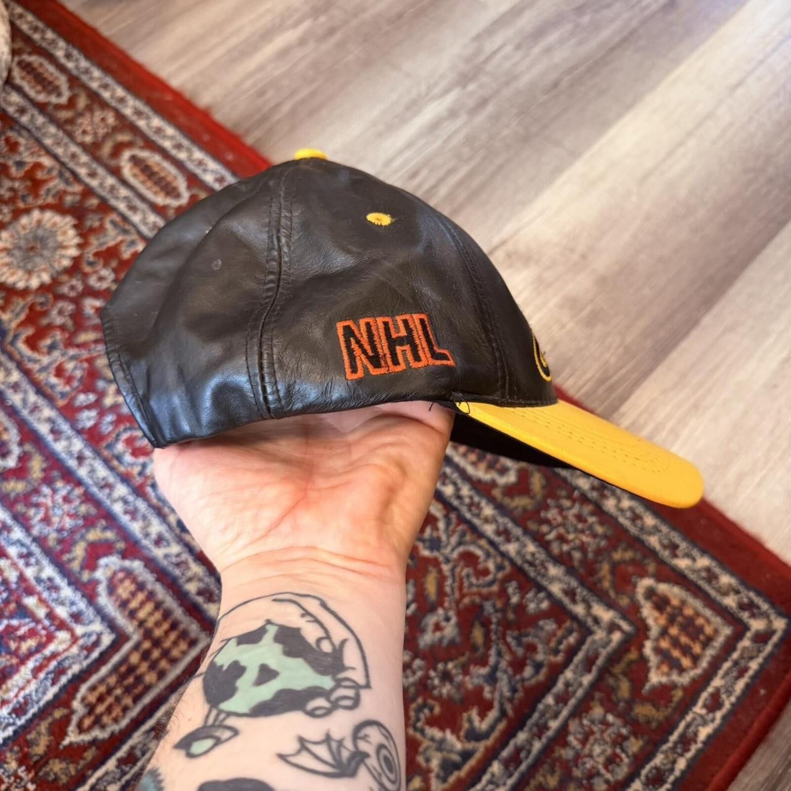 Other Vintage Boston bruins leather SnapBack hat 90s OS Size ONE SIZE - 5 Thumbnail