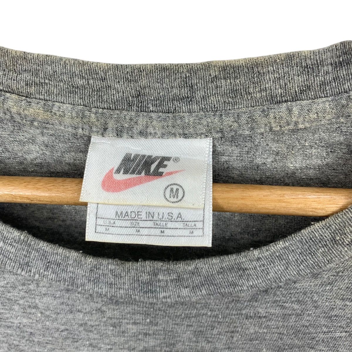 Nike Vintage 90’ NIKE SWOOSH Embroidered Logo Tee Shirt Size US M / EU 48-50 / 2 - 4 Thumbnail