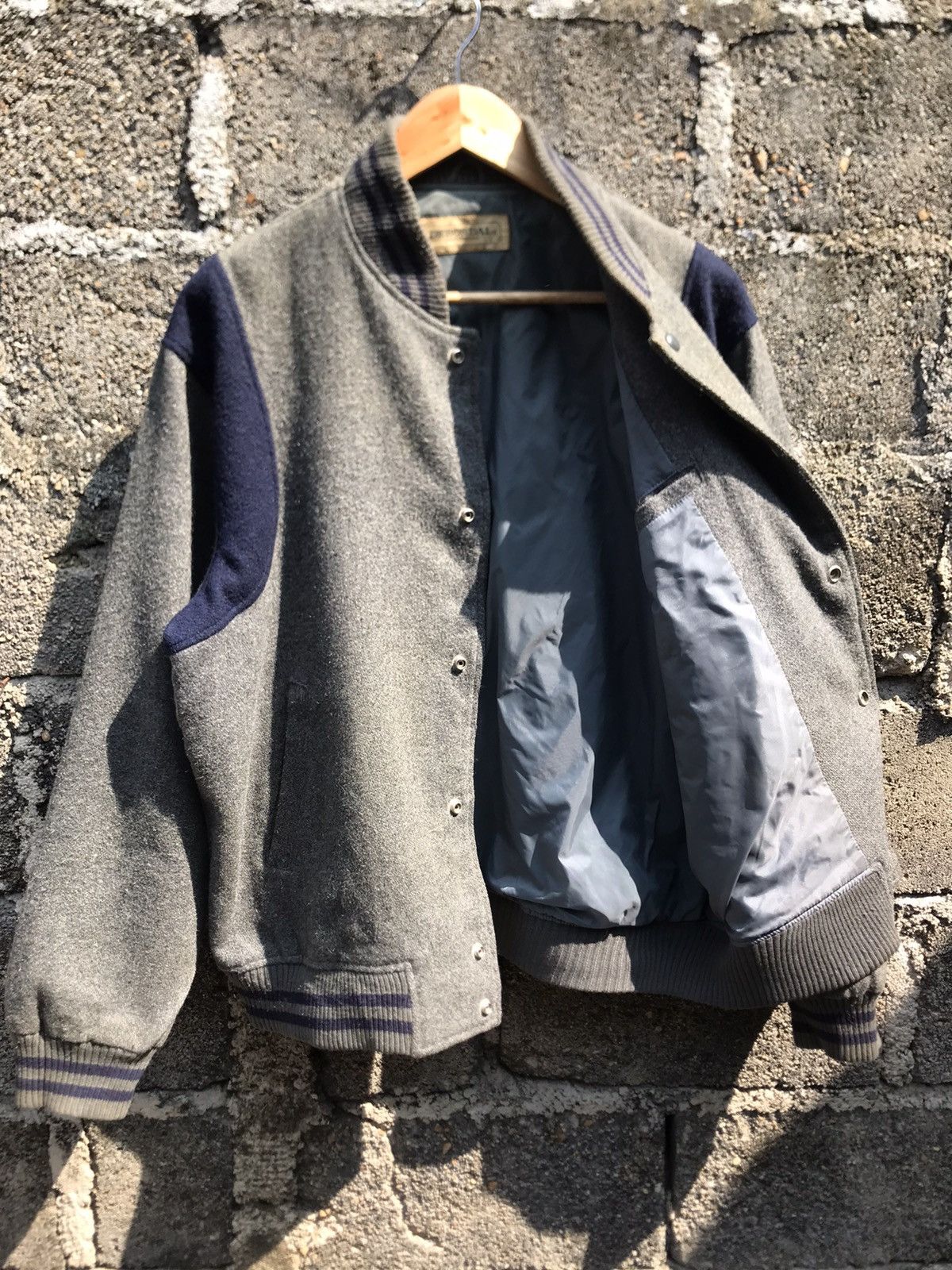 Japanese Brand × Vintage 🔥Vintage Debordal Grey Wool Varsity Jacket Size US L / EU 52-54 / 3 - 5 Thumbnail