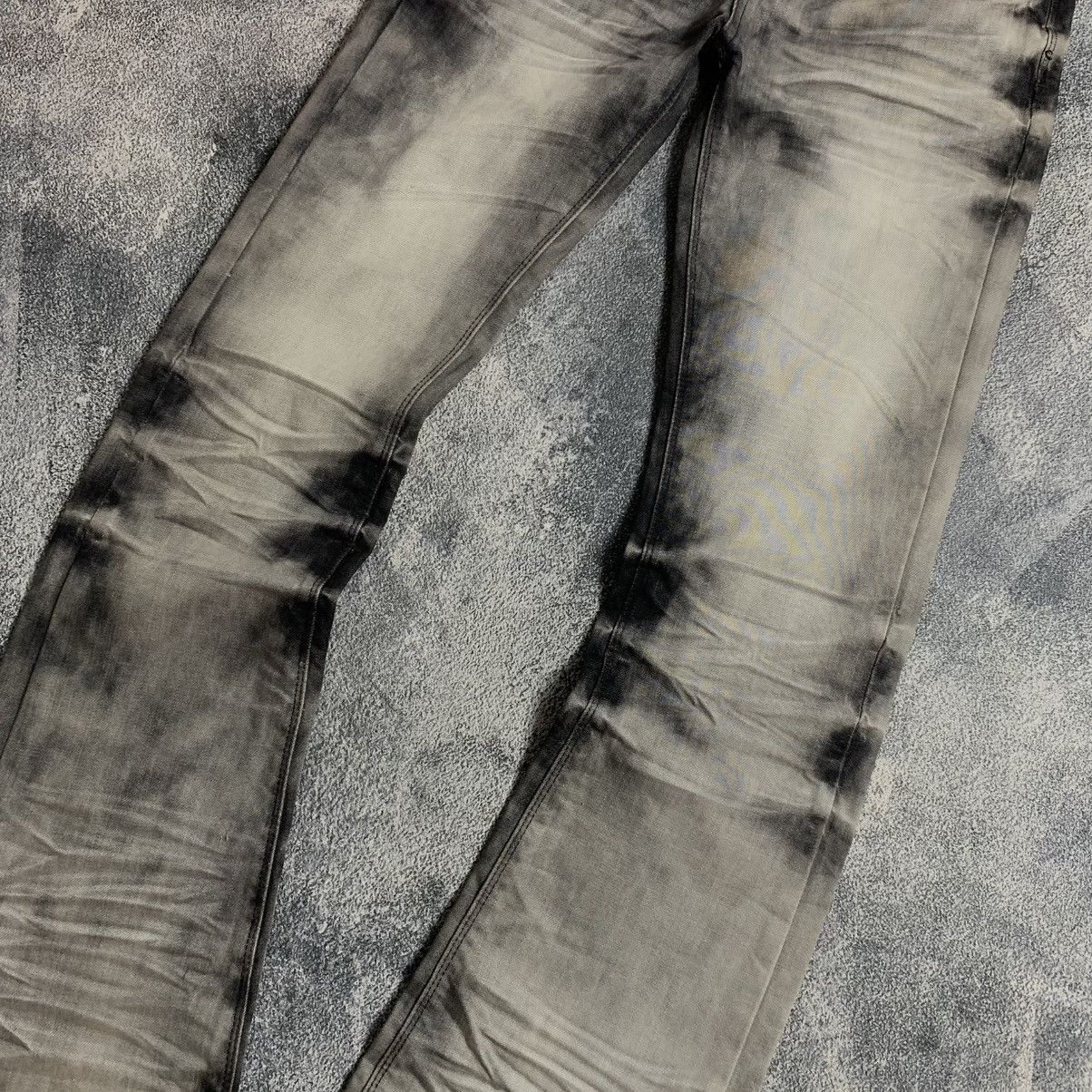 Japanese Brand Black Crown Contras Distressed Fade But Cut Jeans Size US 28 / EU 44 - 7 Thumbnail
