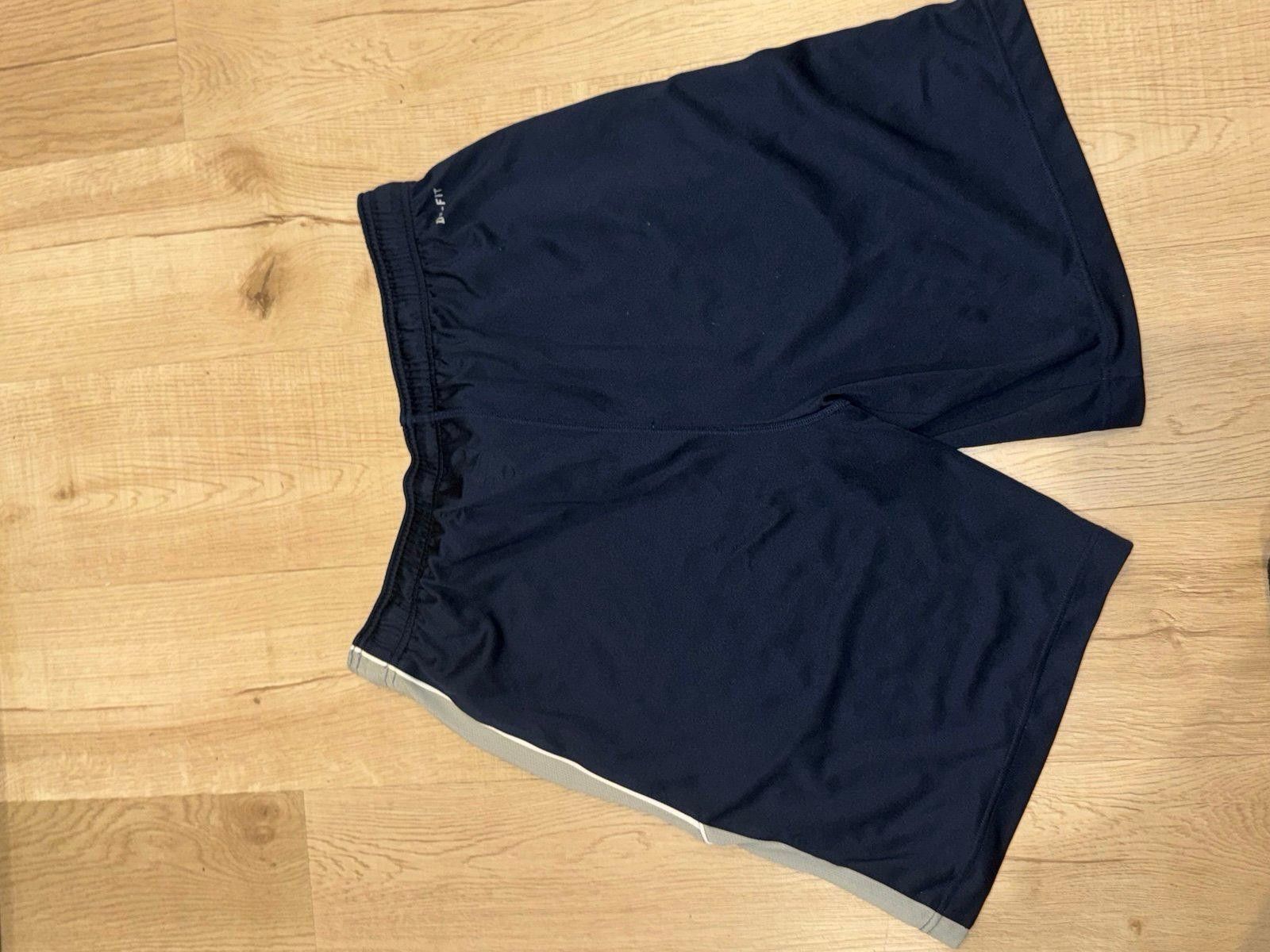 Nike Vintage Y2K Nike Dri-Fit Navy/Grey Hoop Shorts Rare Sz M Size US 32 / EU 48 - 5 Thumbnail