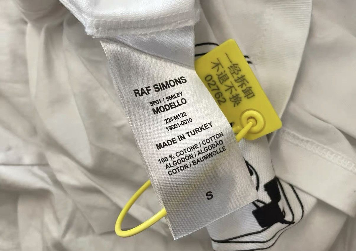 Raf Simons Smiley x Raf Simons Smile Graffiti T-Shirt J31 Size US S / EU 44-46 / 1 - 5 Thumbnail