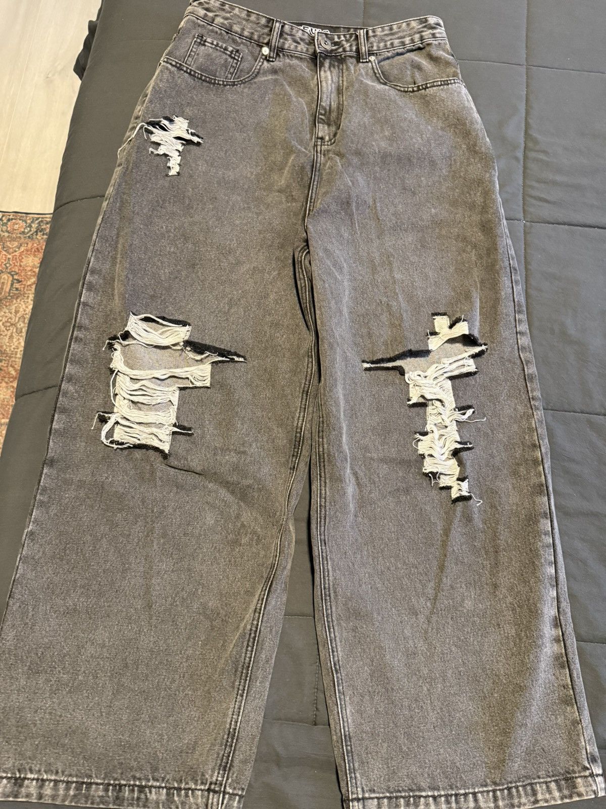Bevis Studios Ripped Distressed Denim