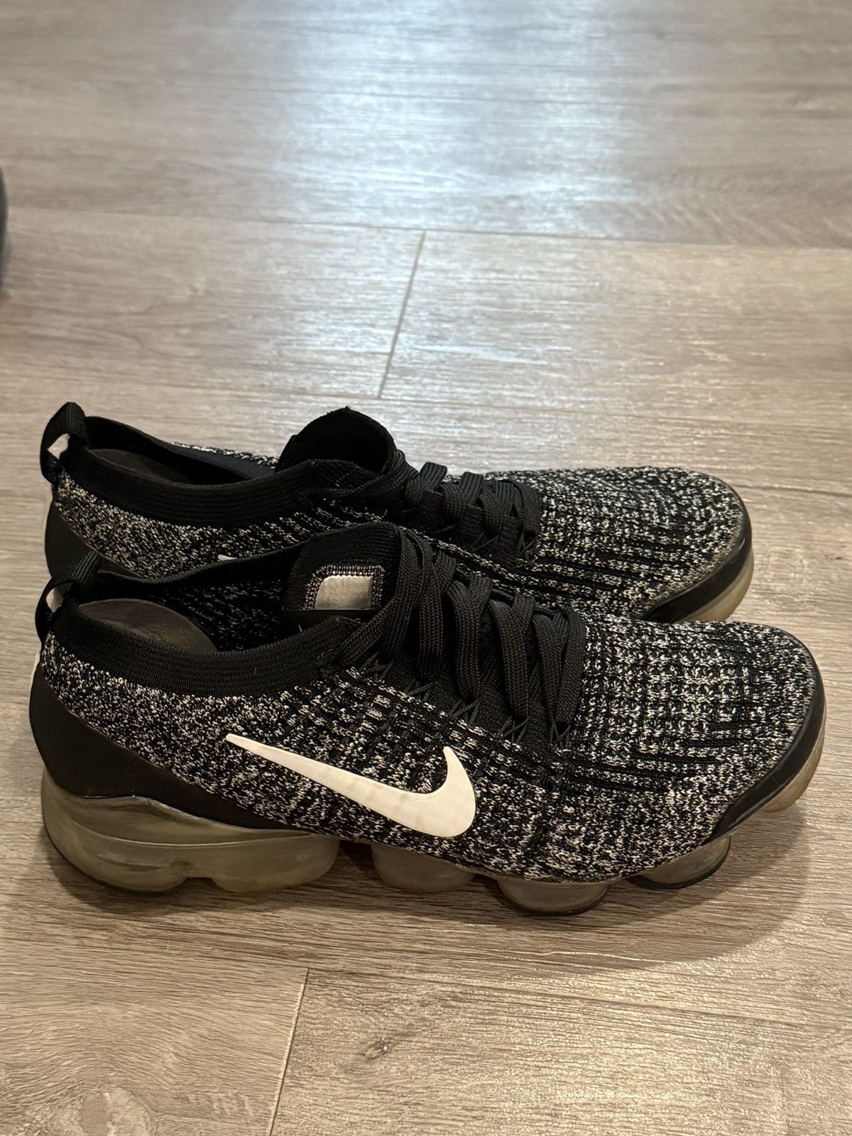 Nike Nike air VaporMax Flyknit 3 Size US 7 / EU 40 - 3 Thumbnail