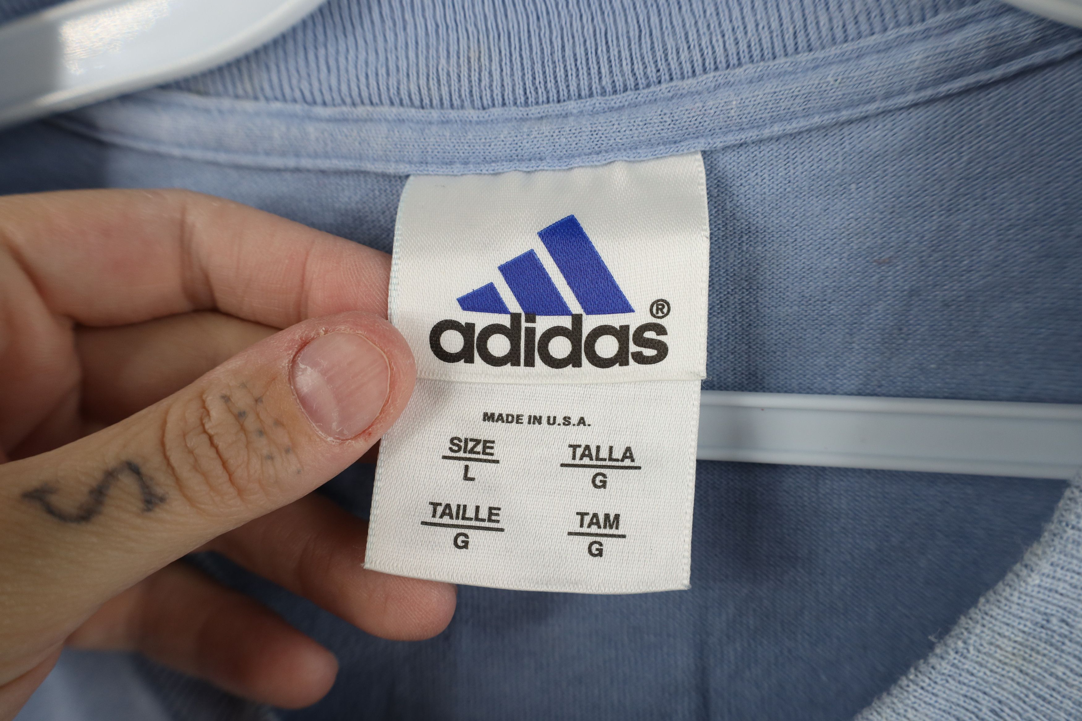 Adidas Vintage 90s Adidas Spell Out Phys Ed T-Shirt Blue USA Size US L / EU 52-54 / 3 - 8 Thumbnail