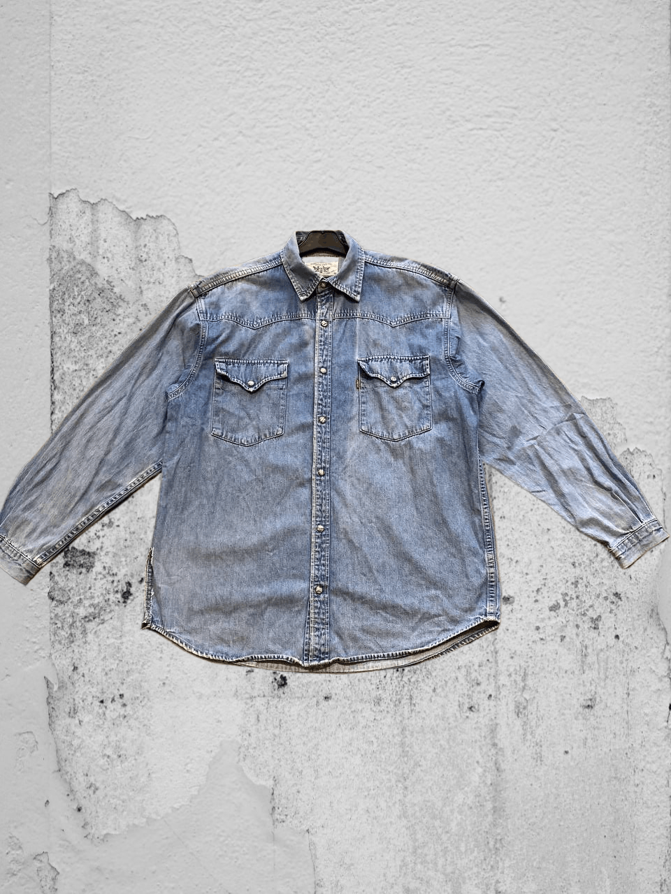 Levi's vintage denim jacket Levi's blue Streetwear size M Y2K Size US M / EU 48-50 / 2 - 1 Thumbnail