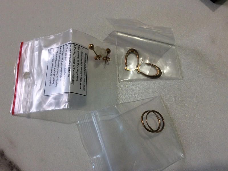 Designer 9ct gold ladies earring set Size ONE SIZE - 3 Thumbnail