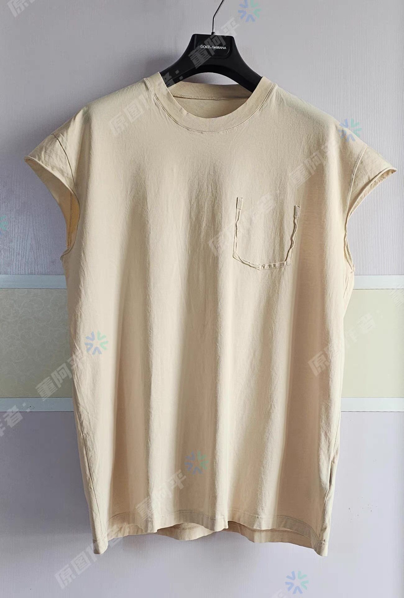 Maison Margiela Maison Margiela men's short-sleeve T-shirt Q4 Size US L / EU 52-54 / 3 - 1 Thumbnail