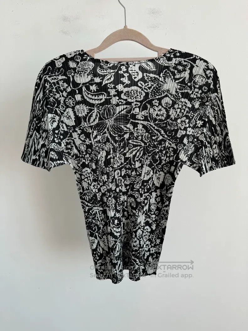 Issey Miyake Issey Miyake Black Ruffled Short Sleeve Size S / US 4 / IT 40 - 2 Thumbnail