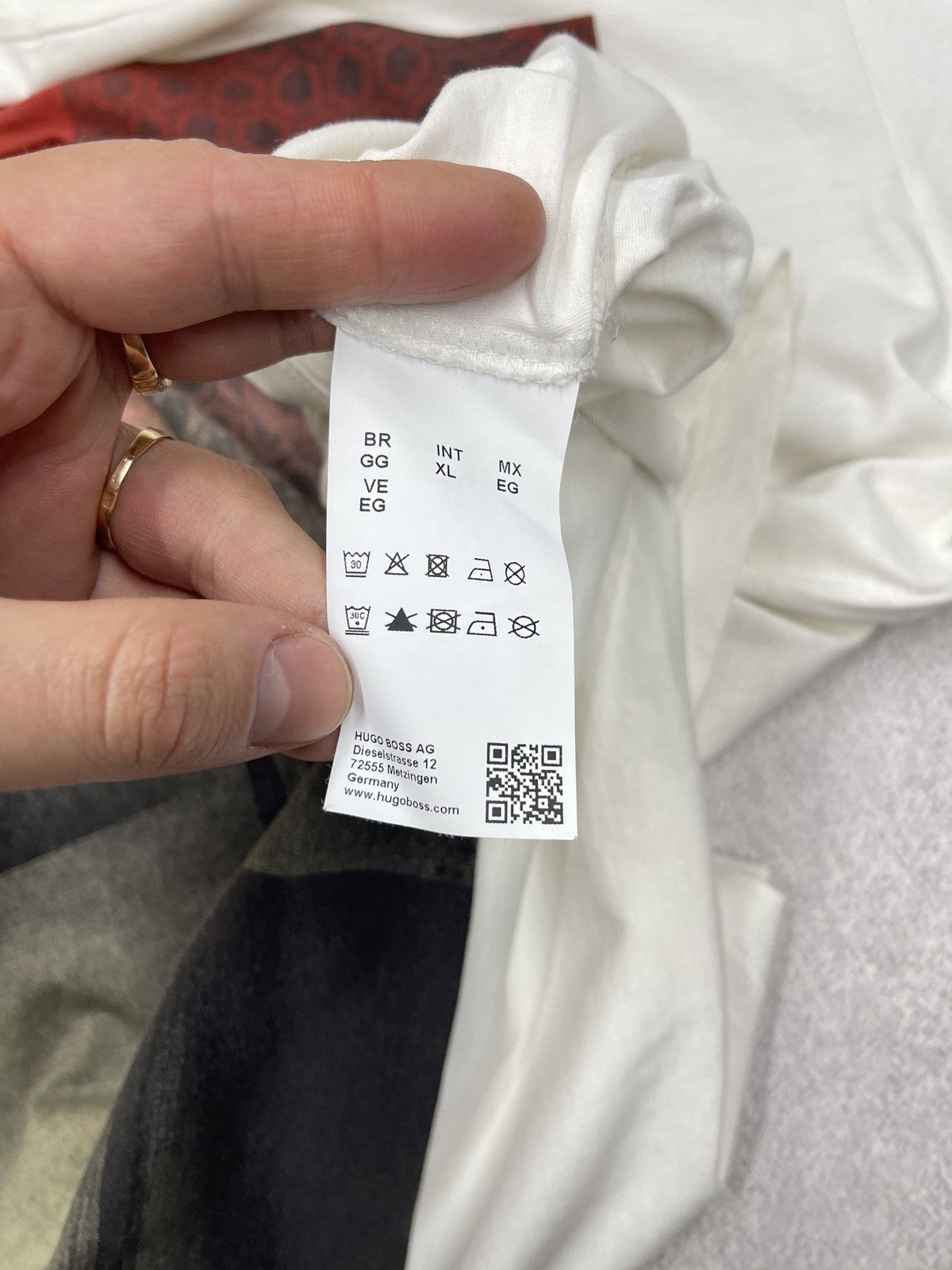 Hugo Boss Mens Hugo Boss Thiemon When Night Falls T Shirt White Size US XL / EU 56 / 4 - 7 Thumbnail